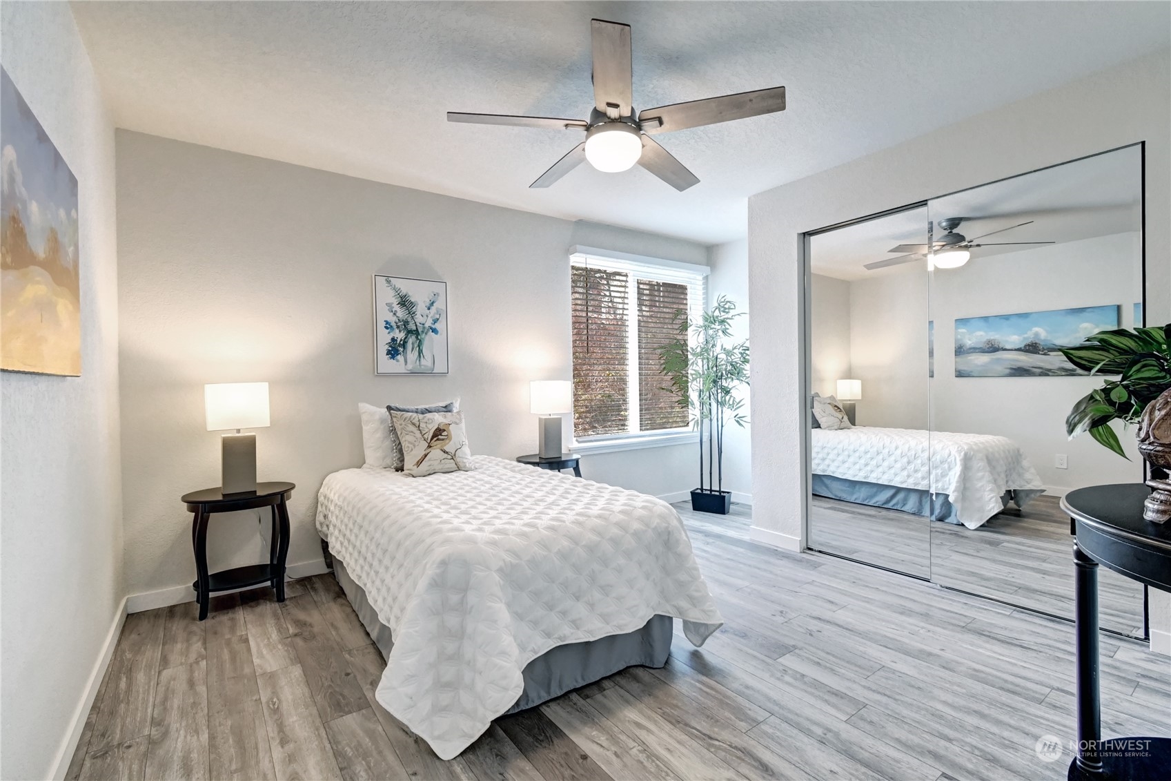 11901 93rd Avenue NE #B207, -3653 Unit: B207