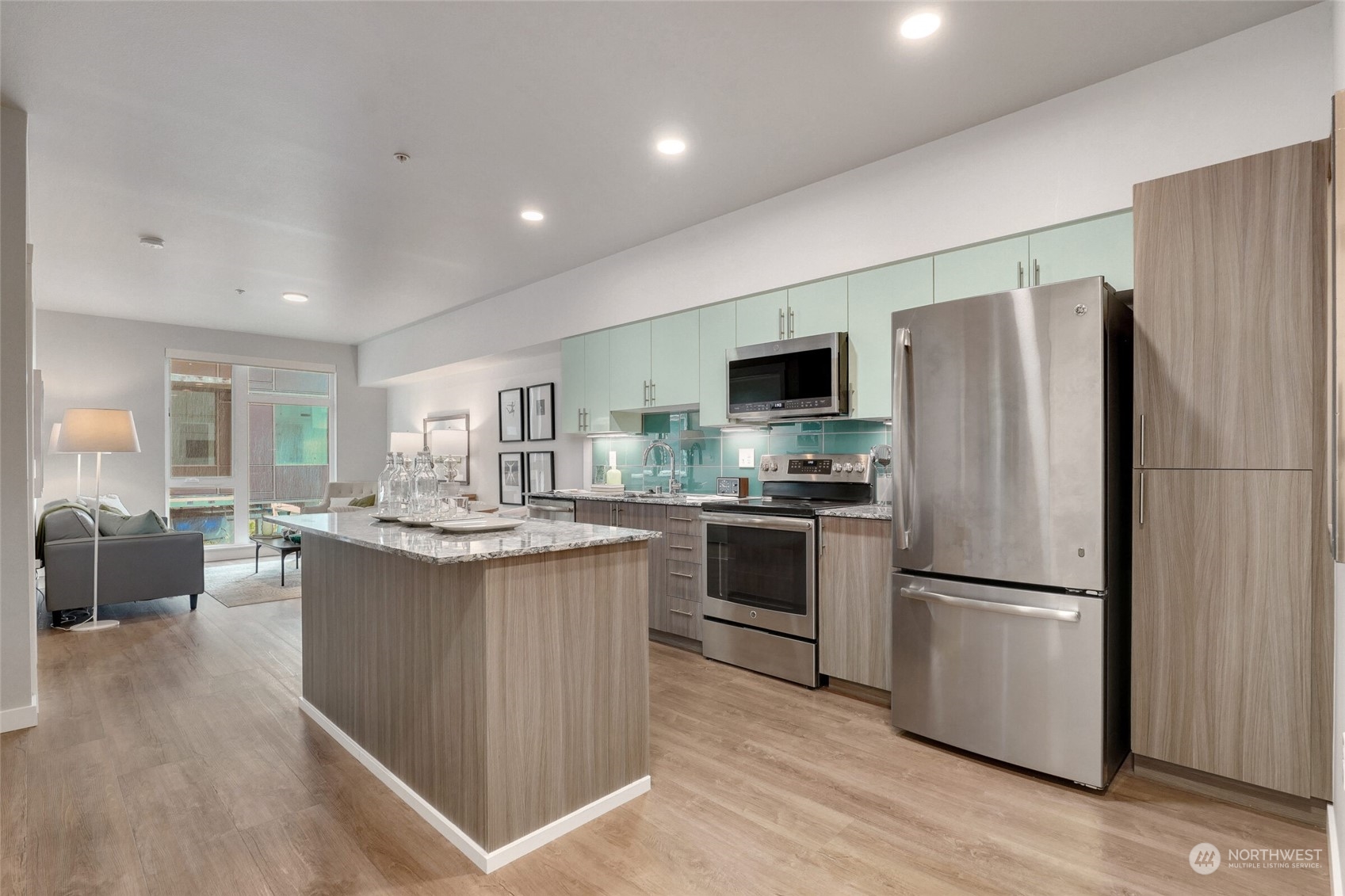 1085 103rd Avenue NE #403