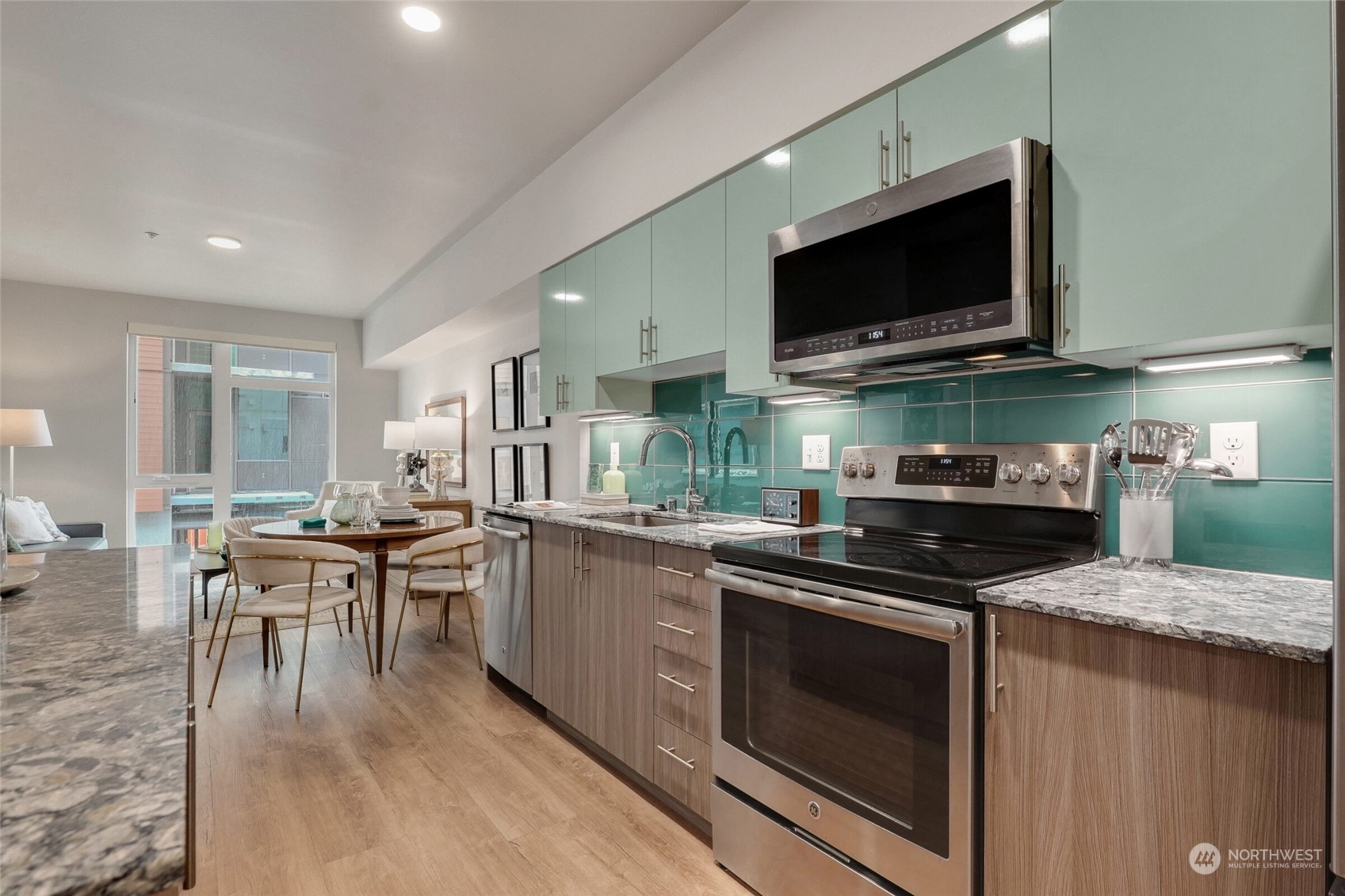 1085 103rd Avenue NE #403