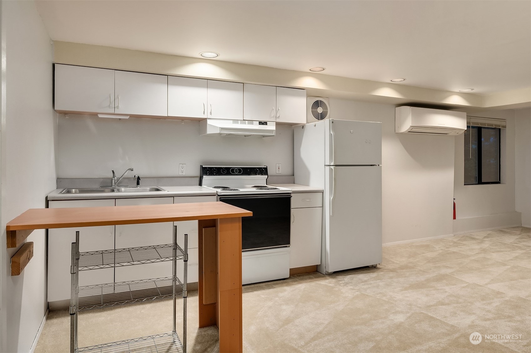 10539 Alton Avenue NE