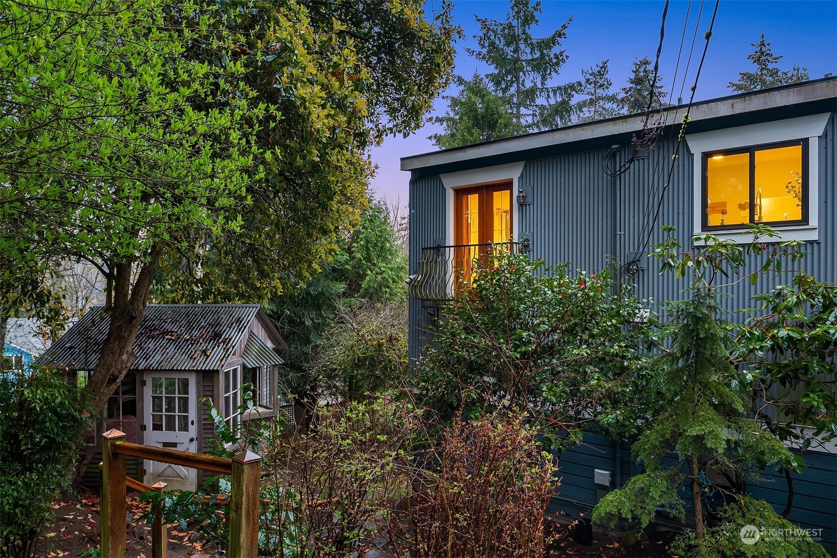 10539 Alton Avenue NE