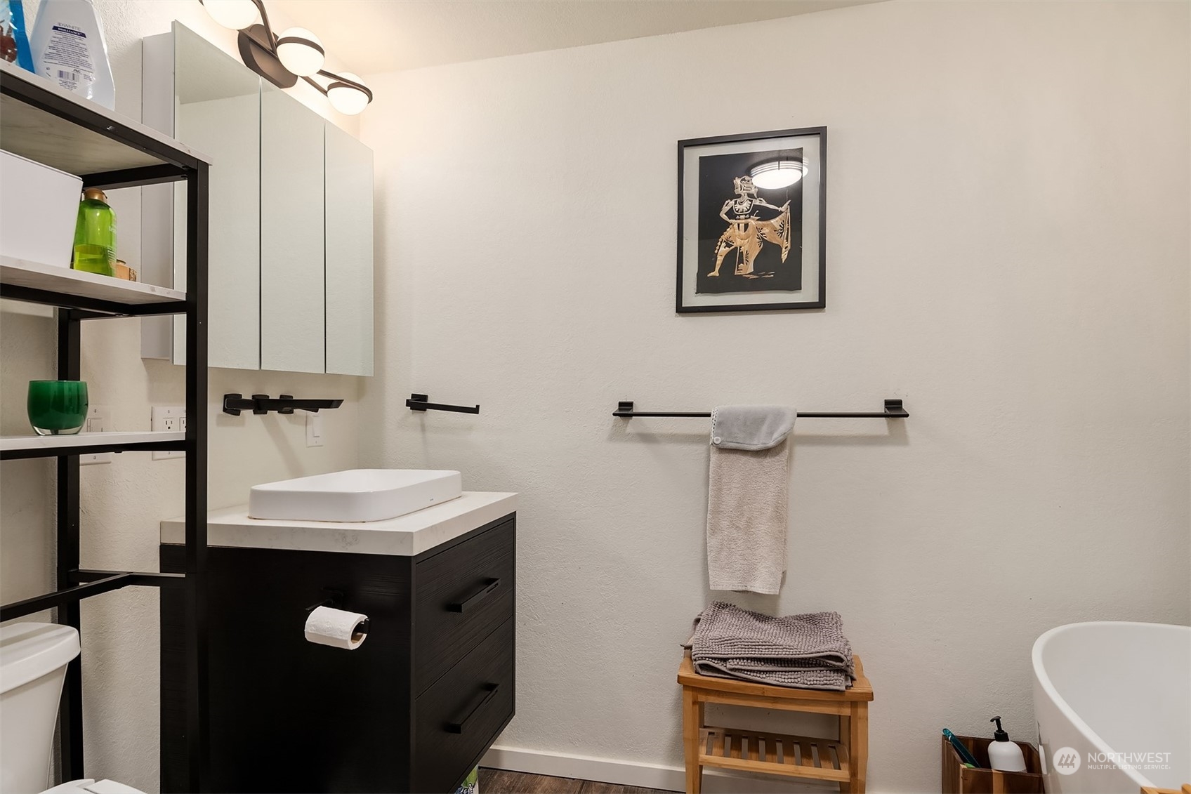 10539 Alton Avenue NE