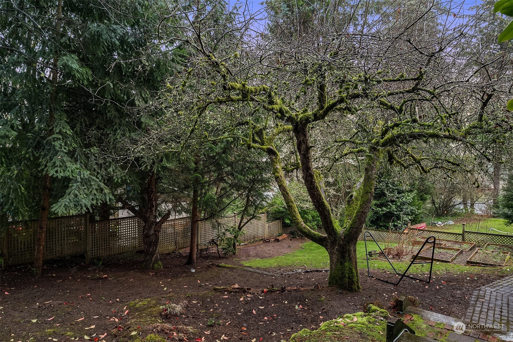 10539 Alton Avenue NE