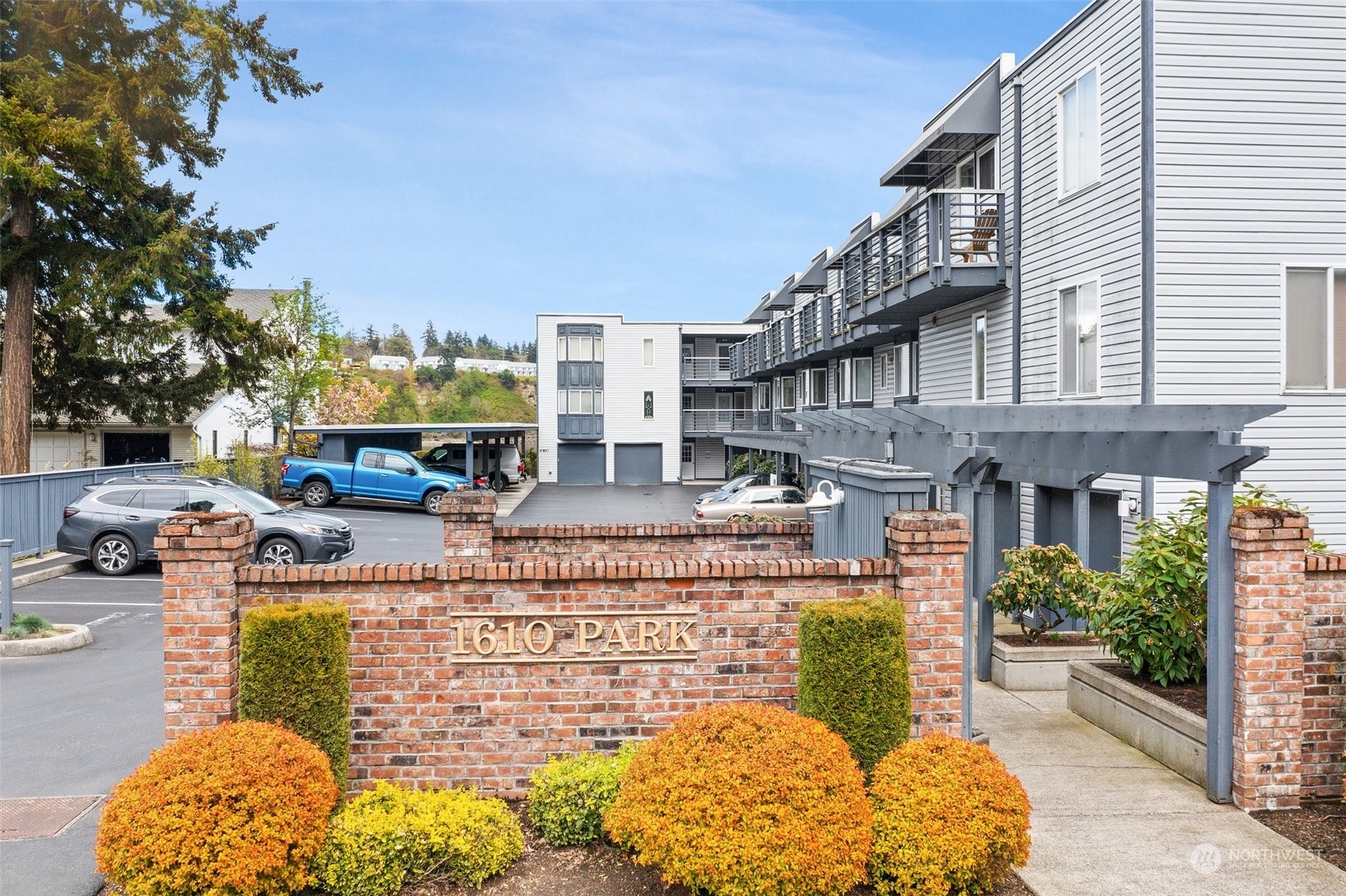 1610 Park Avenue Unit: E-1