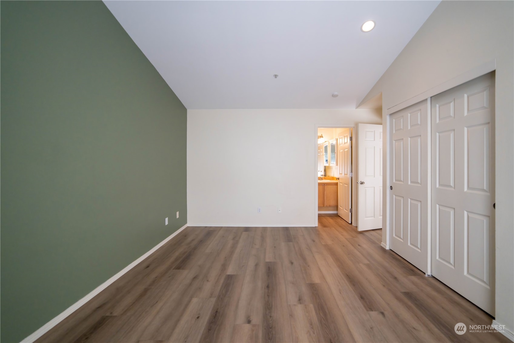 17019 123rd Place NE #T301