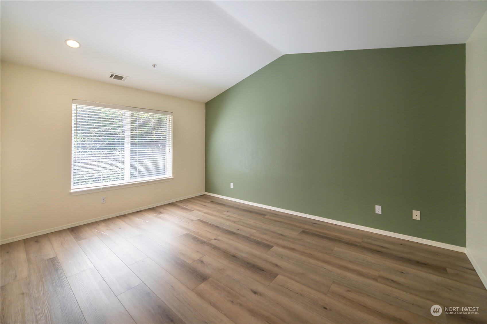 17019 123rd Place NE #T301