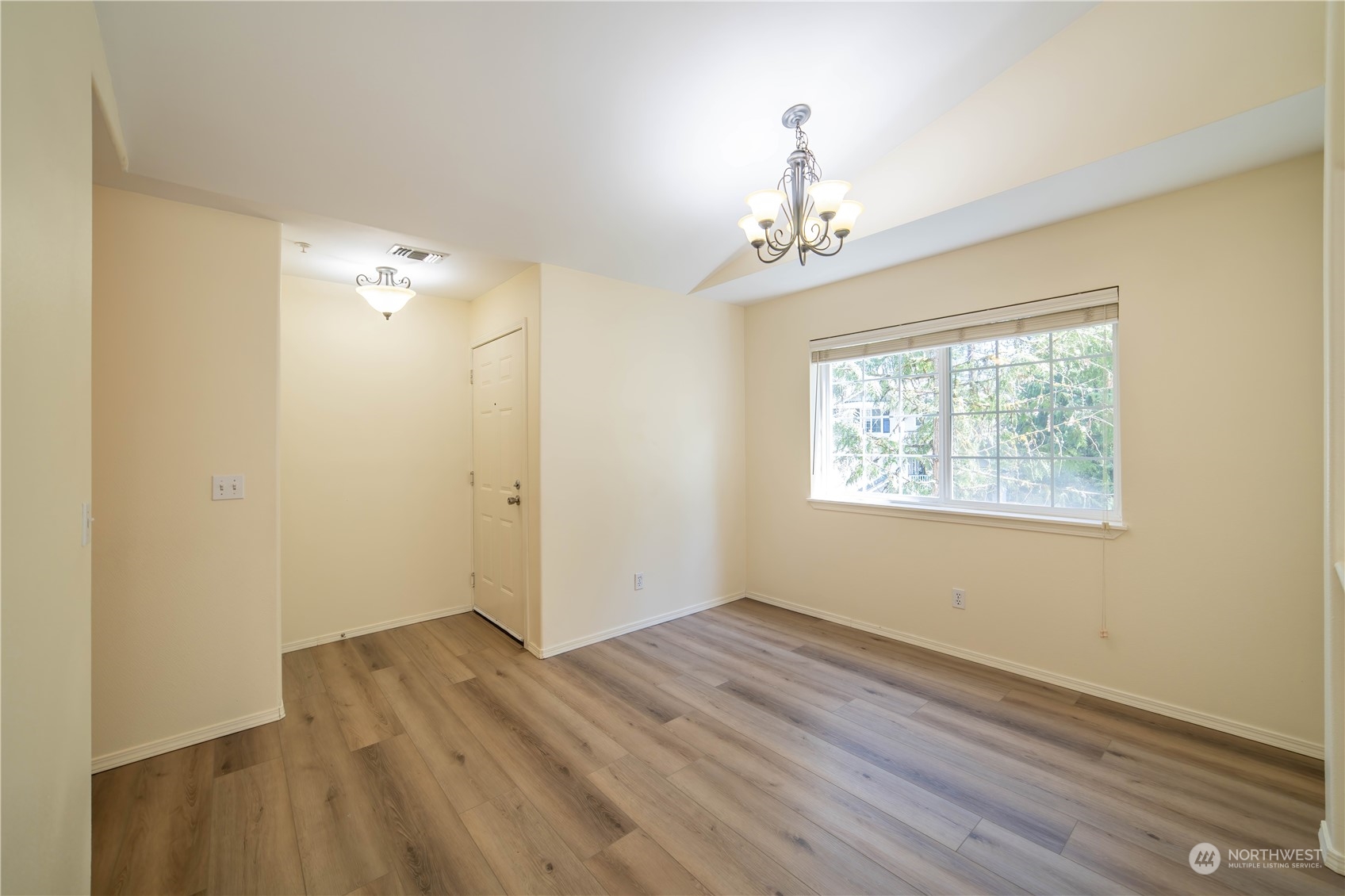 17019 123rd Place NE #T301