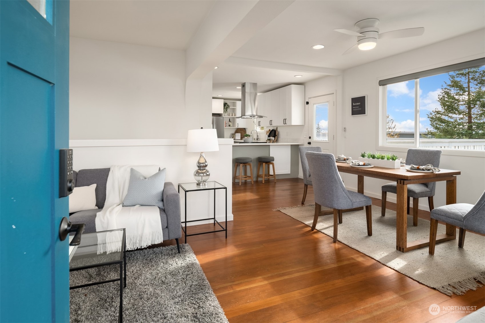 1309 SW Cloverdale Street