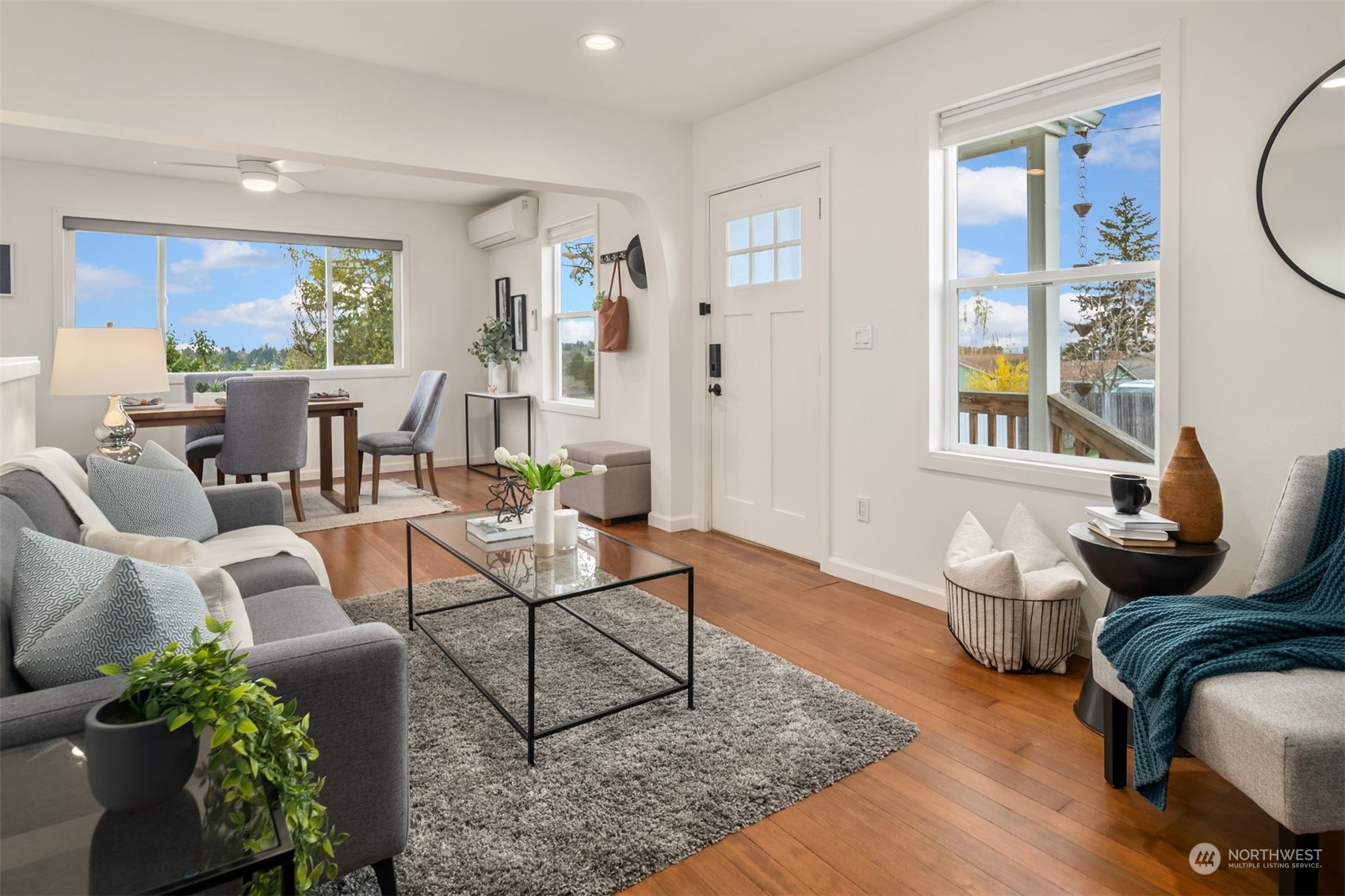 1309 SW Cloverdale Street