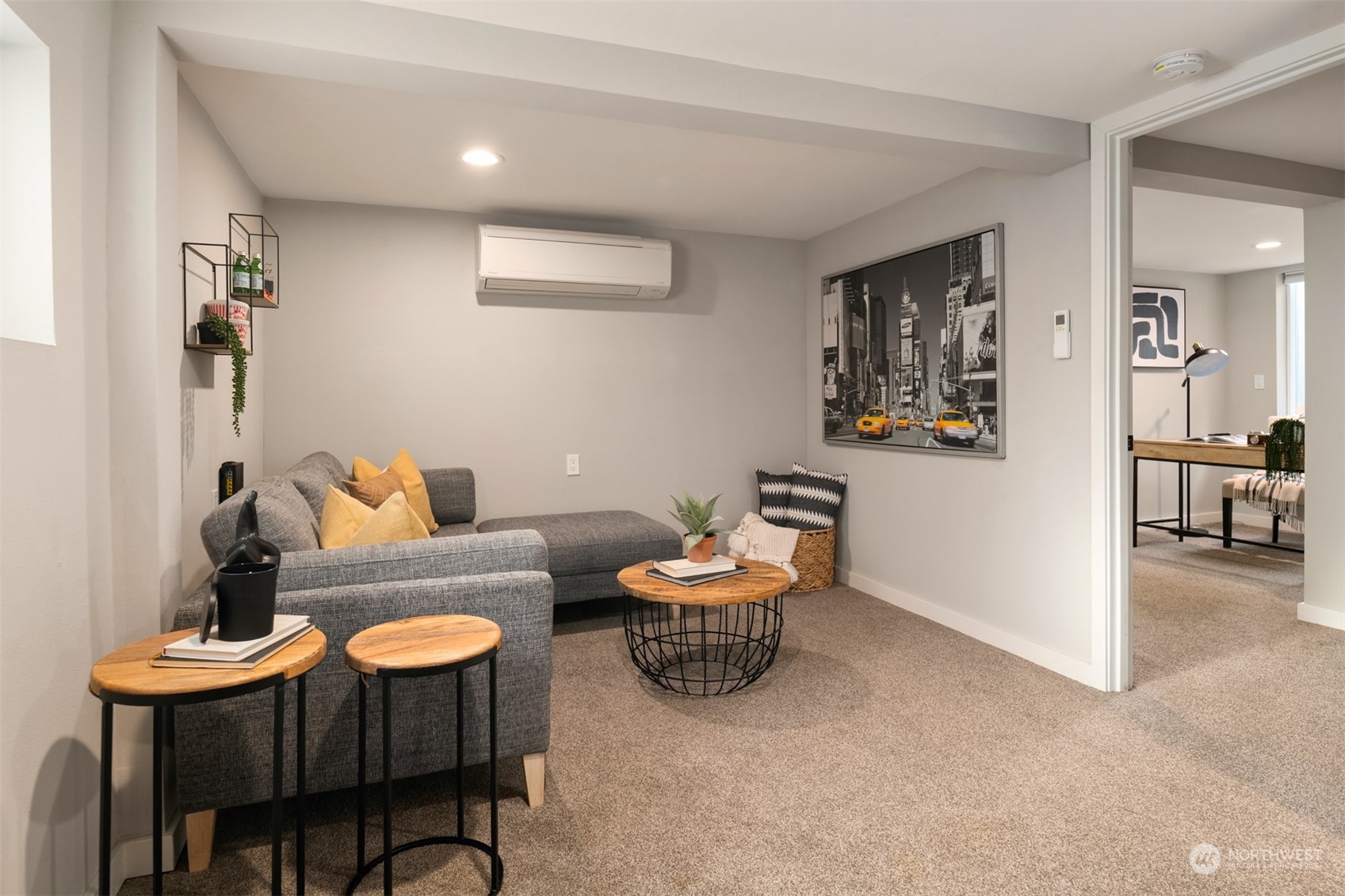 1309 SW Cloverdale Street