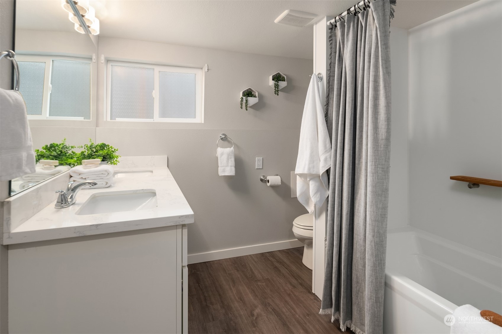 1309 SW Cloverdale Street