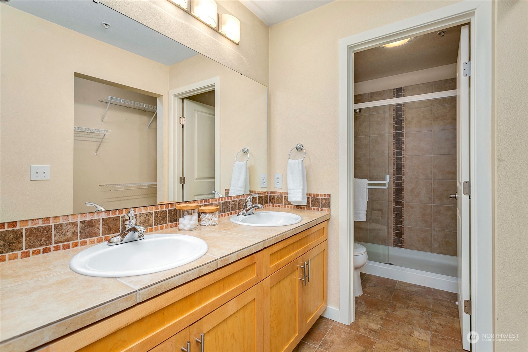 12023 NE 204th Place #E302