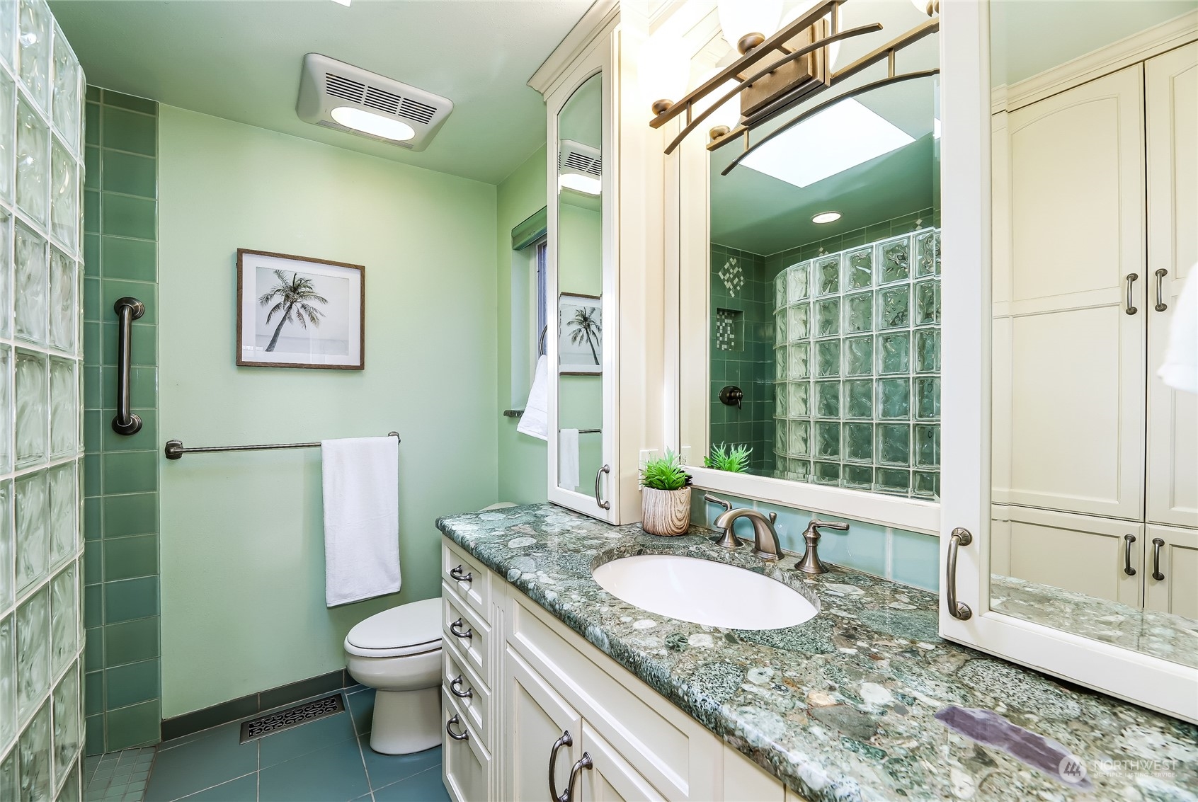 8420 California Avenue SW