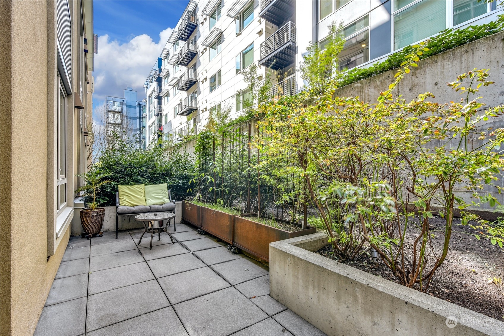 1530 NW Market Street #212