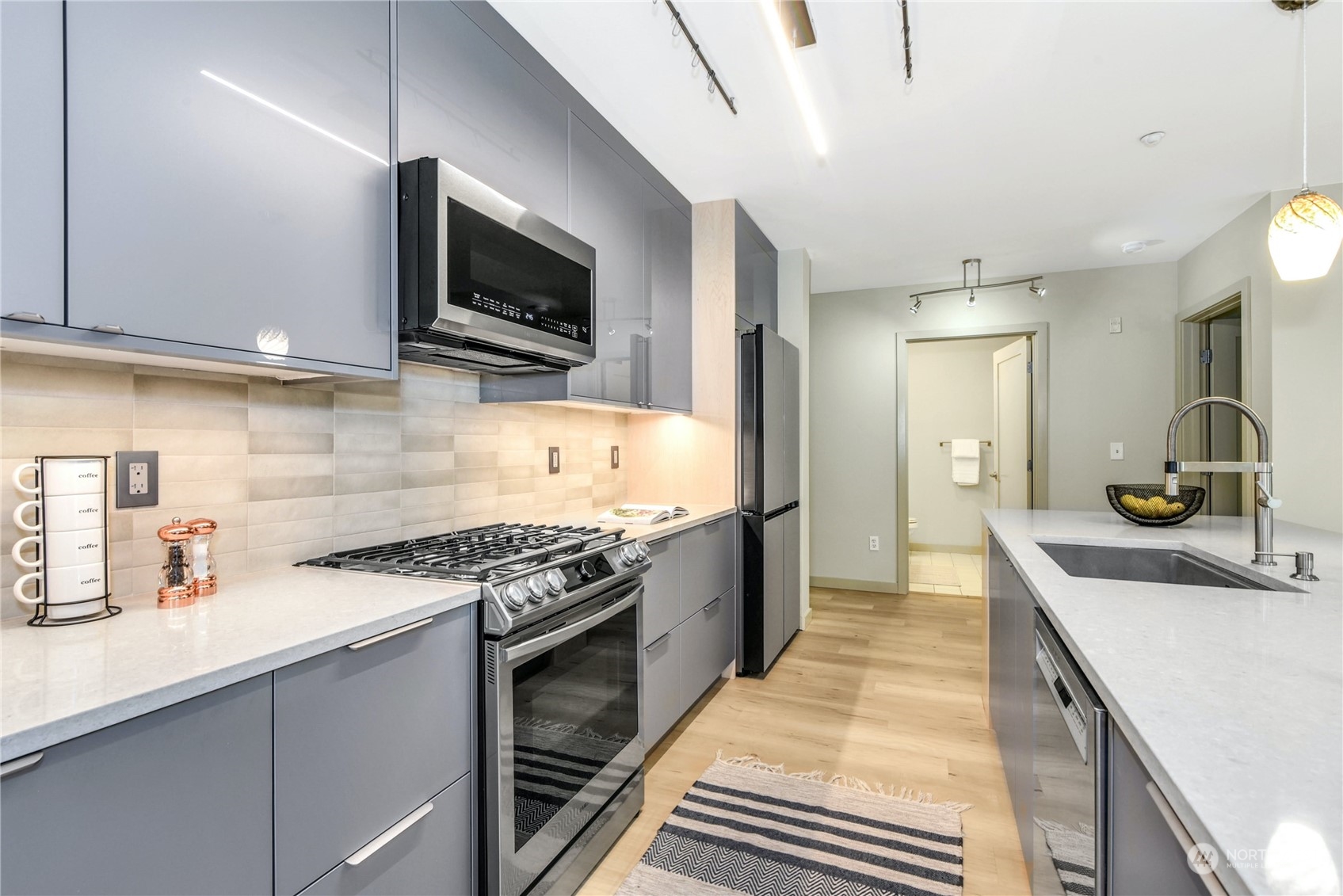 1530 NW Market Street #212