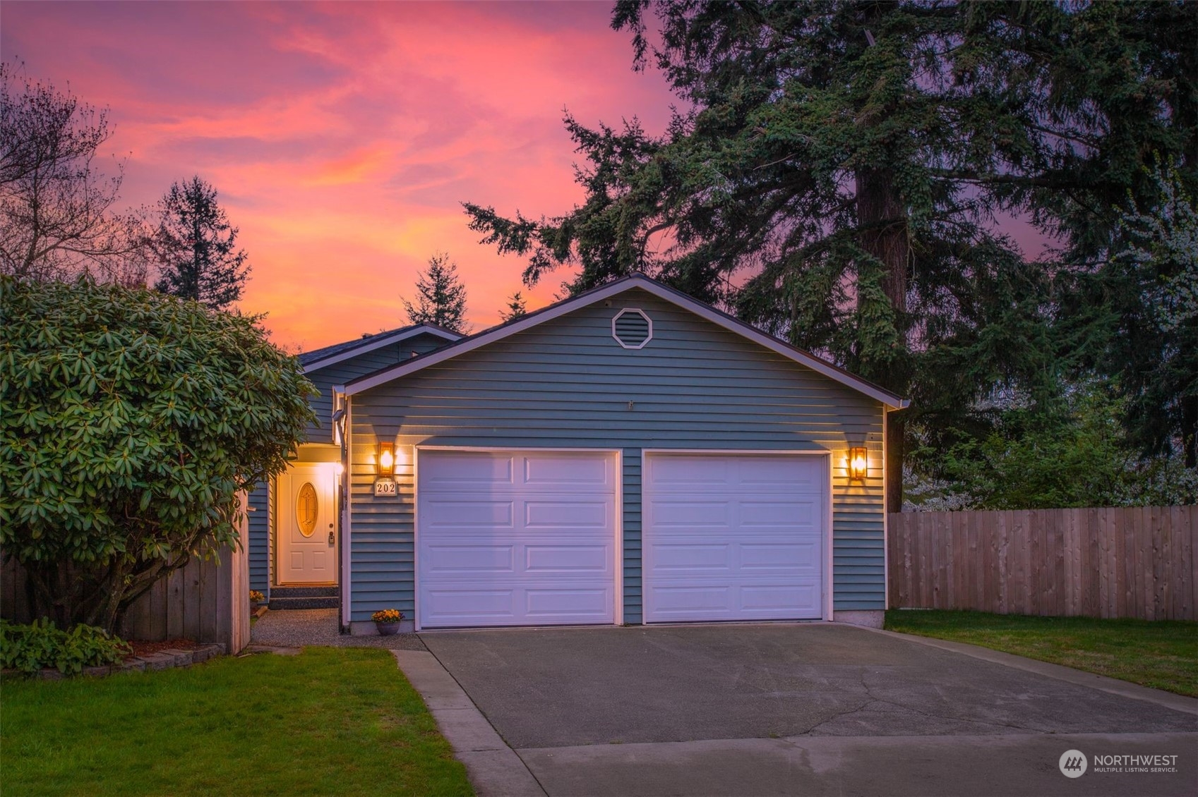 202 96th Place SE