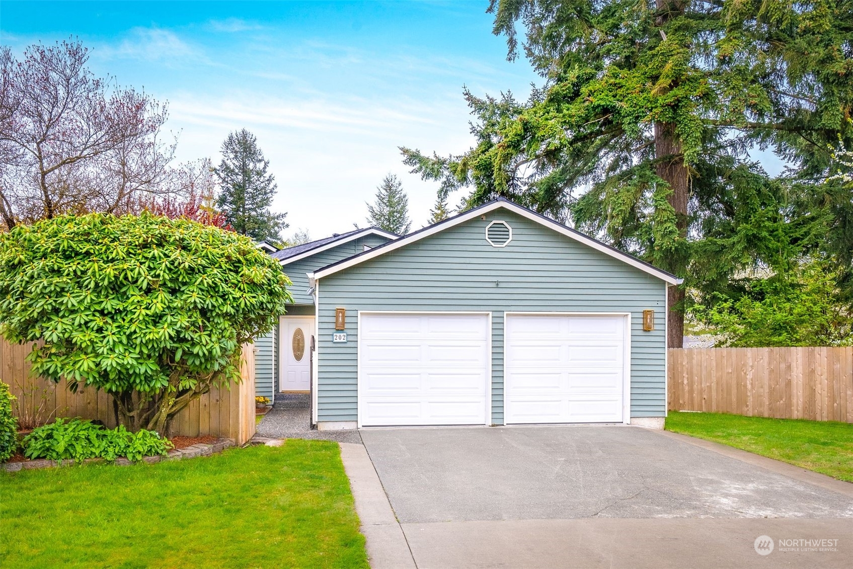202 96th Place SE