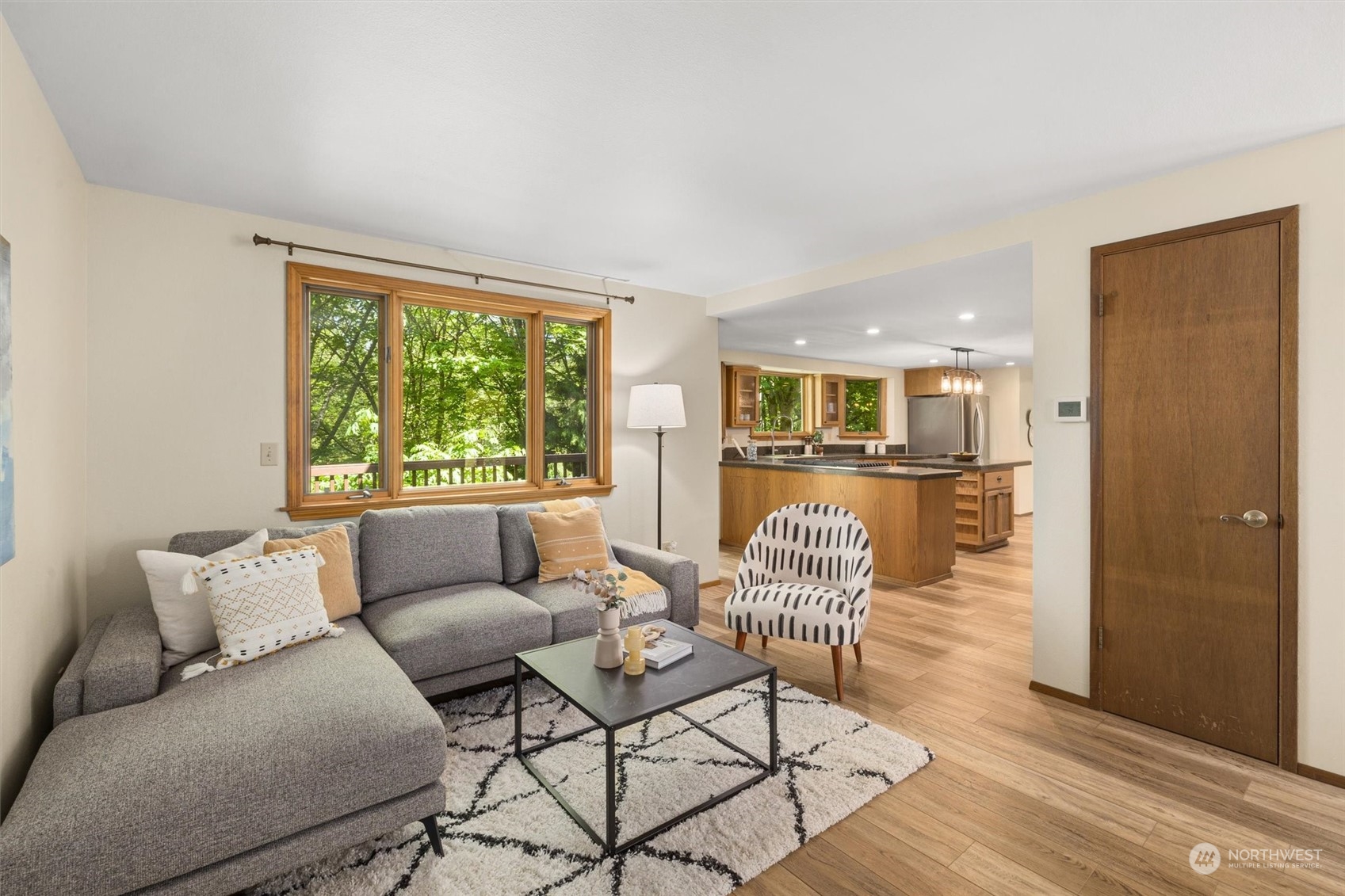 11925 Maplewood Avenue