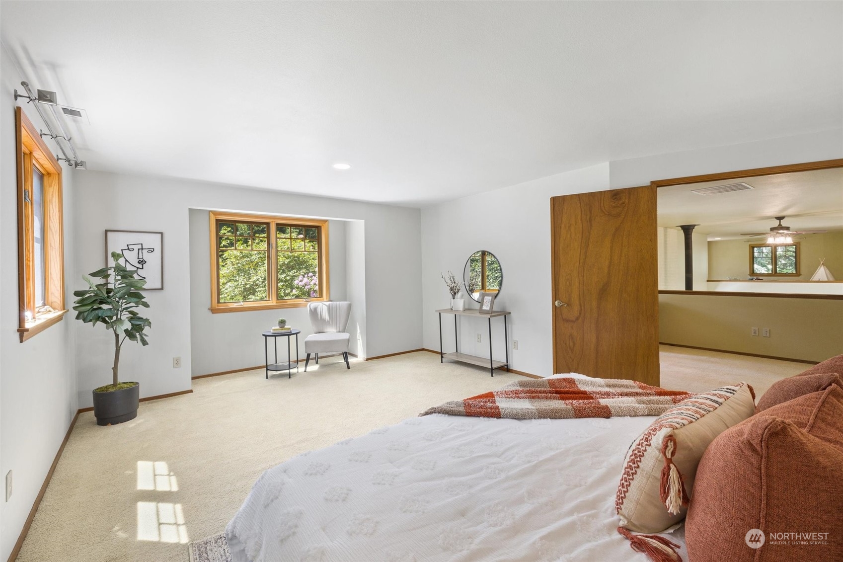 11925 Maplewood Avenue