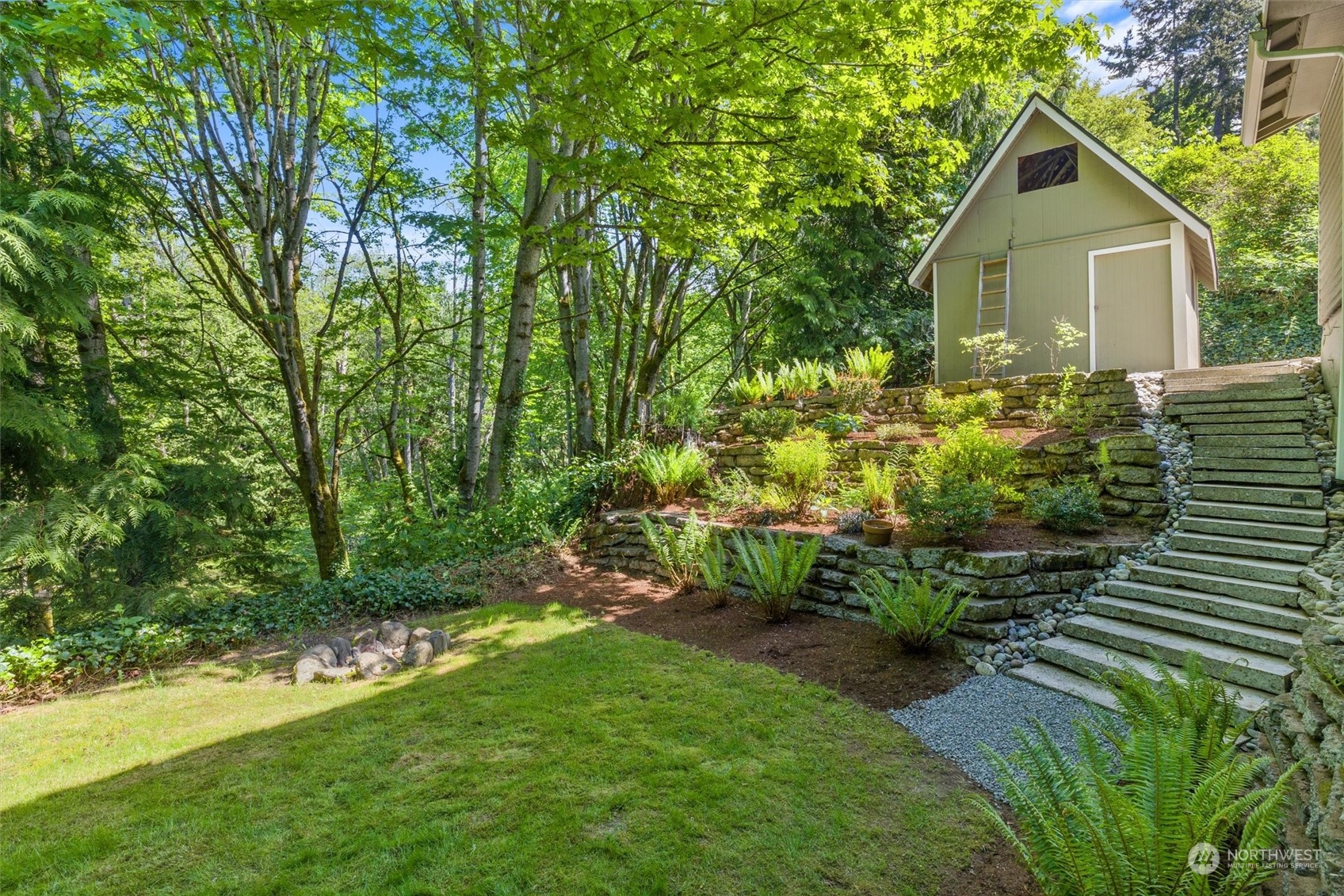 11925 Maplewood Avenue