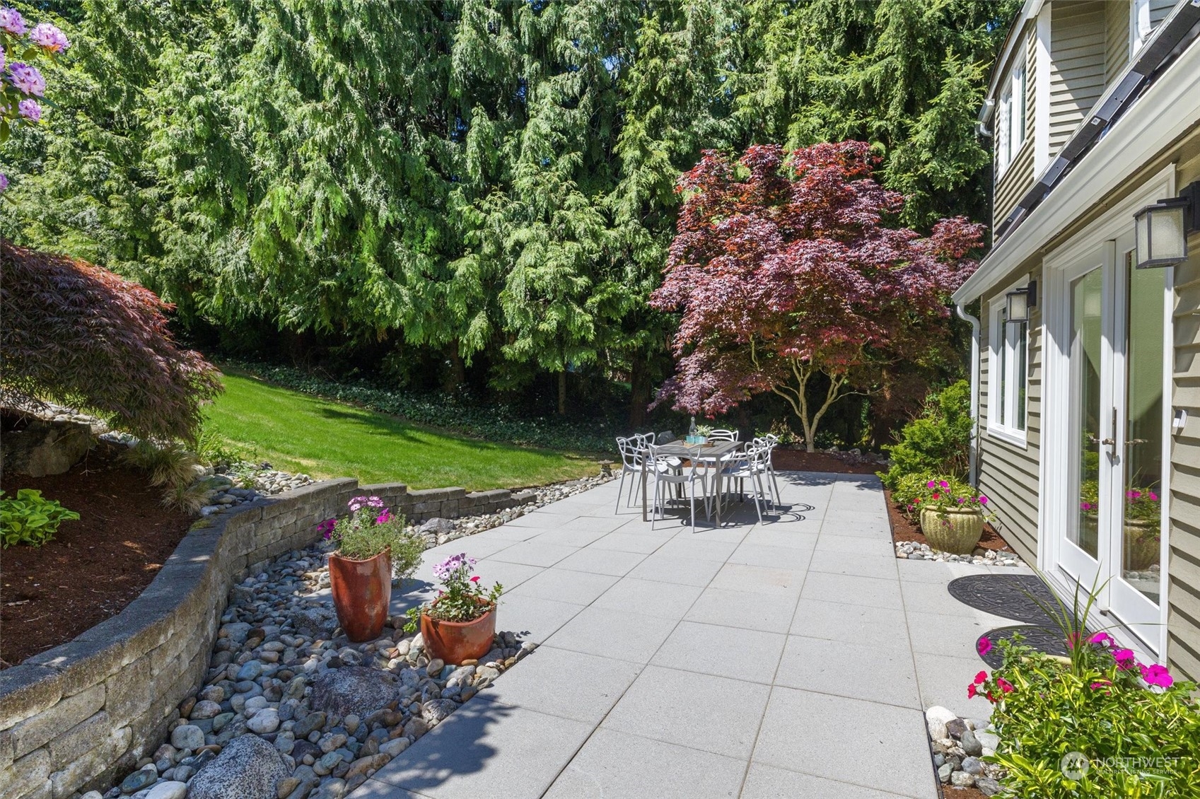 11925 Maplewood Avenue