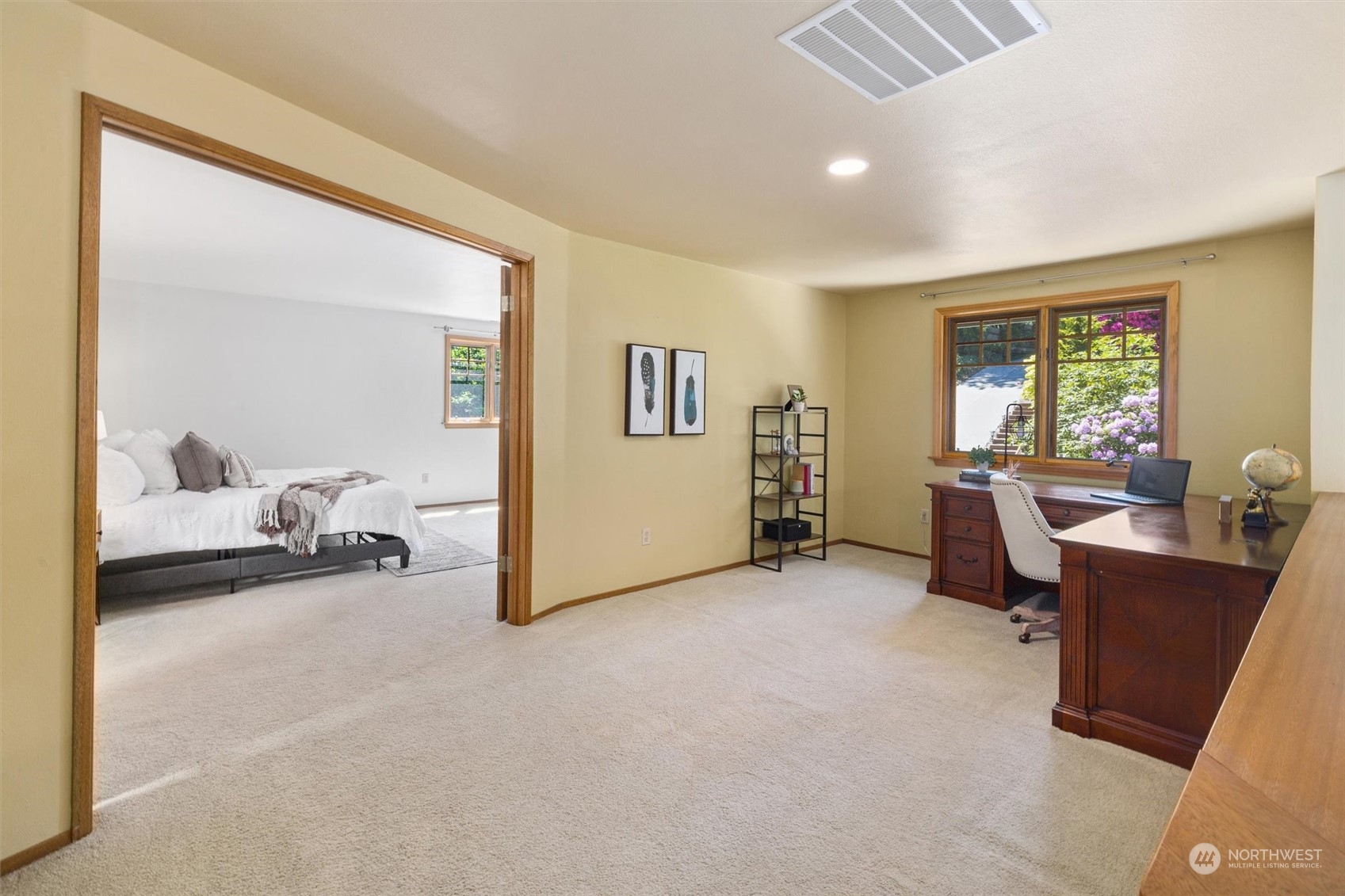 11925 Maplewood Avenue