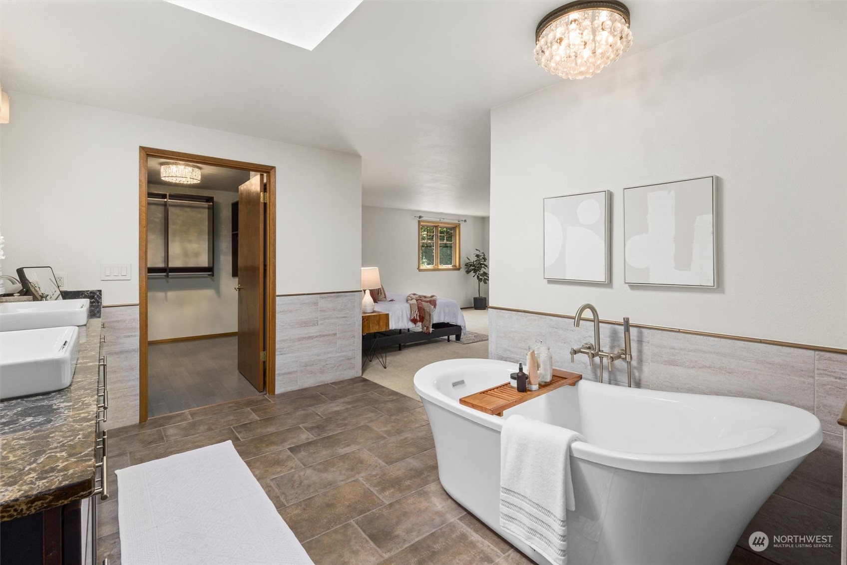 11925 Maplewood Avenue