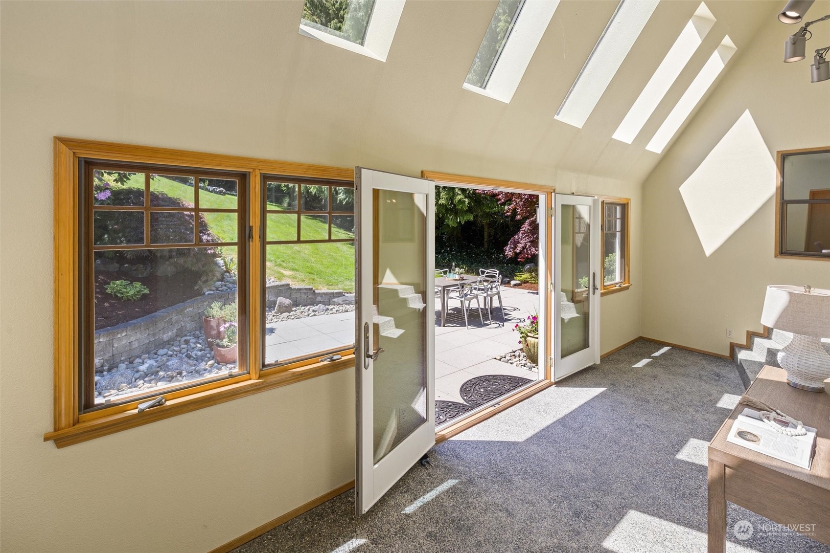 11925 Maplewood Avenue