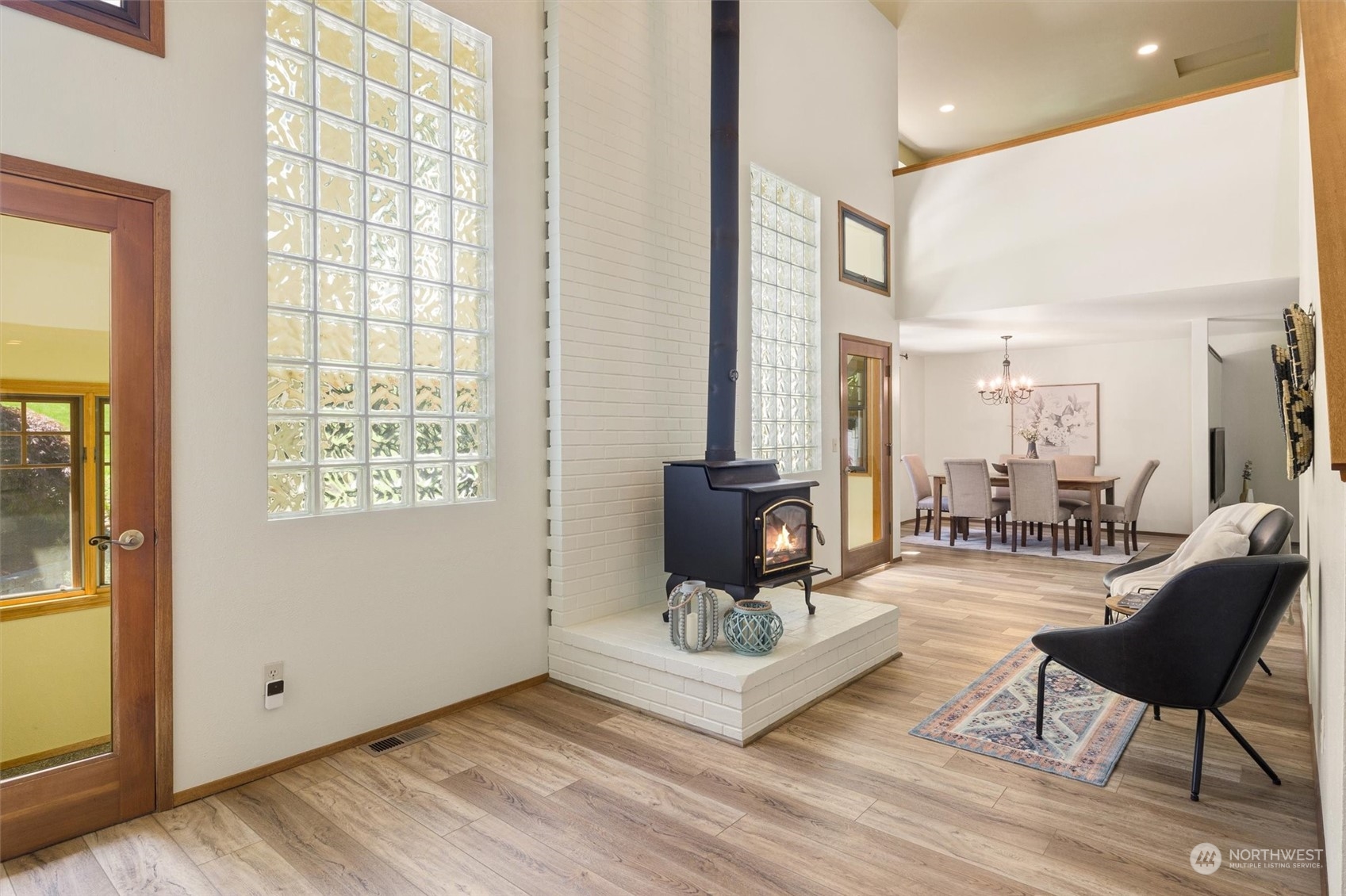 11925 Maplewood Avenue