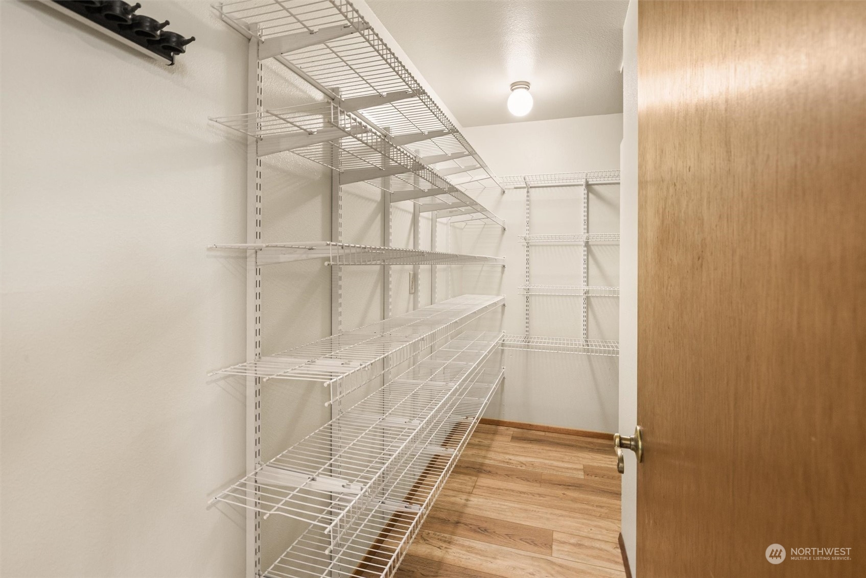 11925 Maplewood Avenue