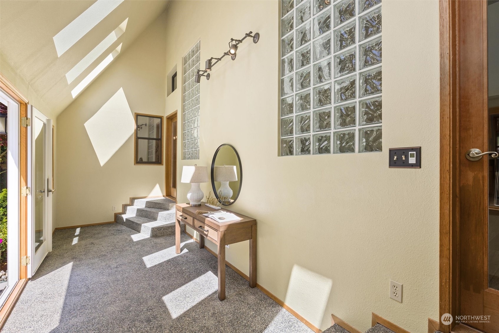 11925 Maplewood Avenue