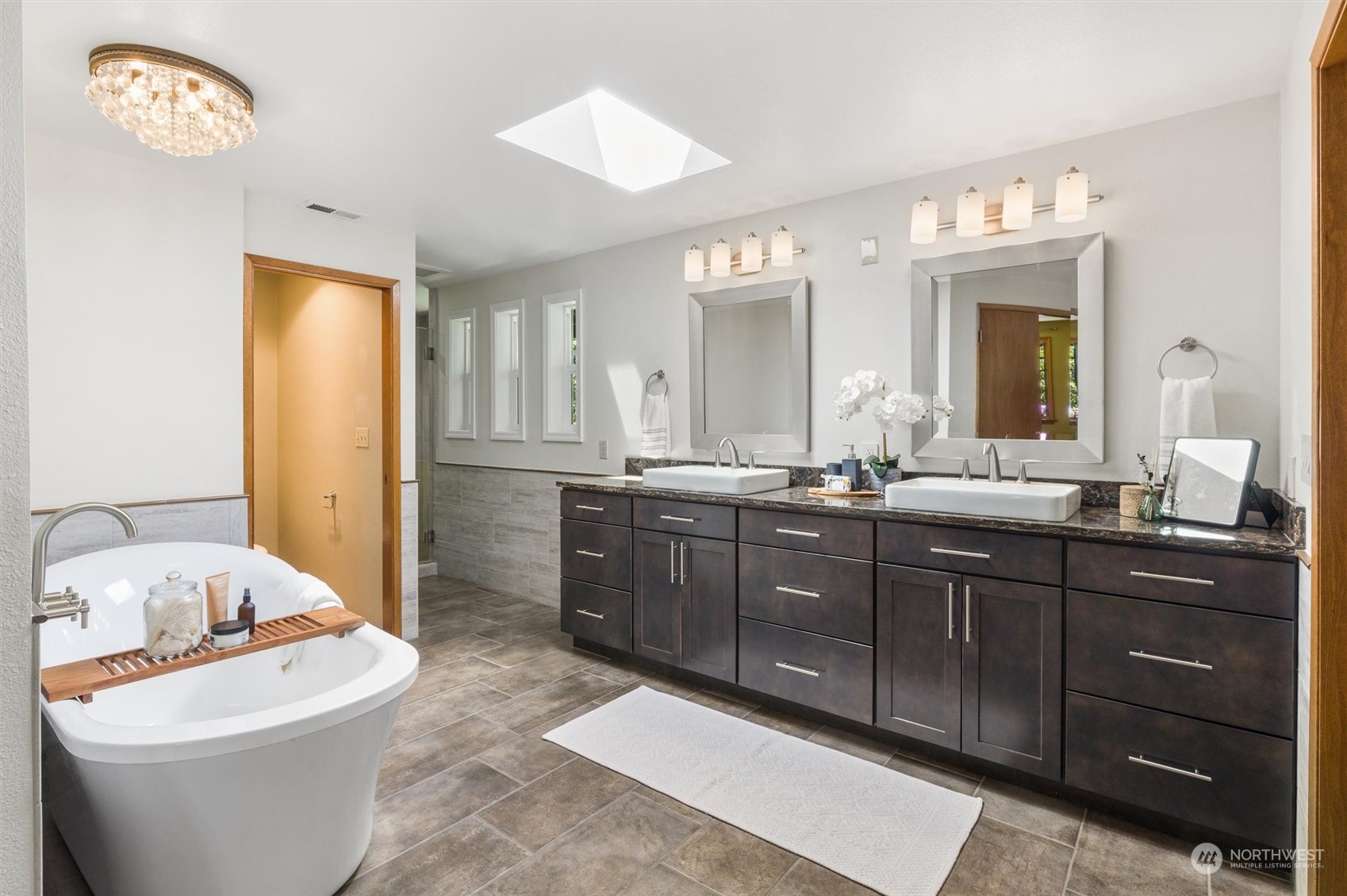 11925 Maplewood Avenue