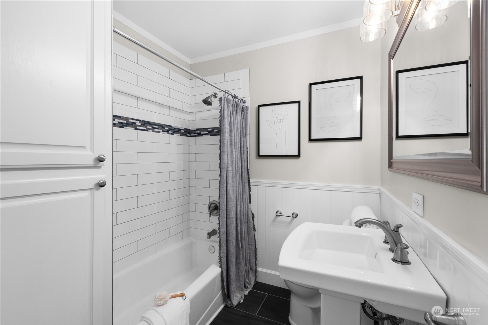 3755 SW Grayson Street