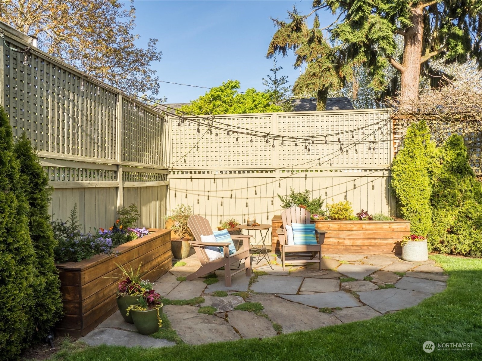 7814 Dayton Avenue N