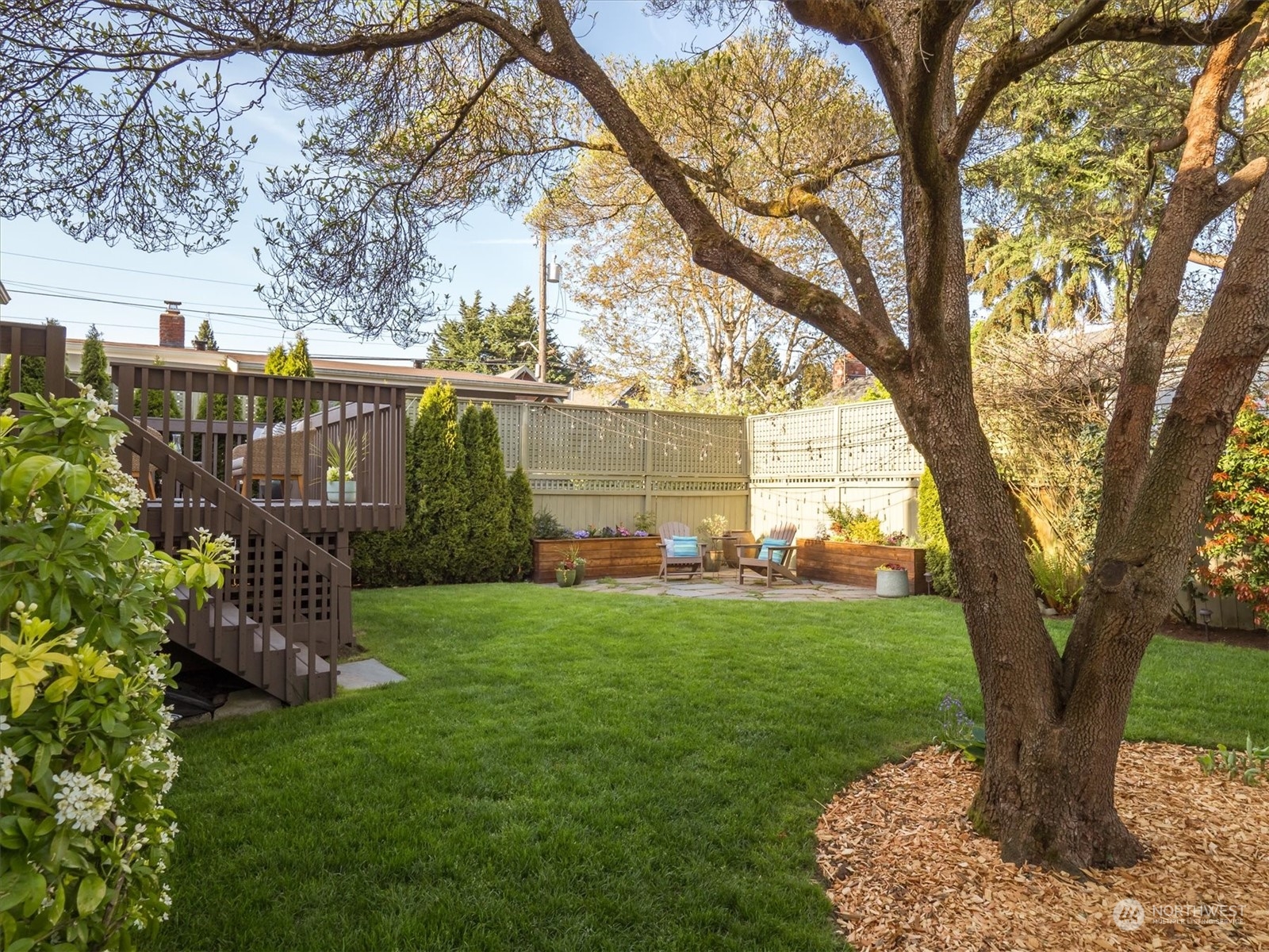 7814 Dayton Avenue N