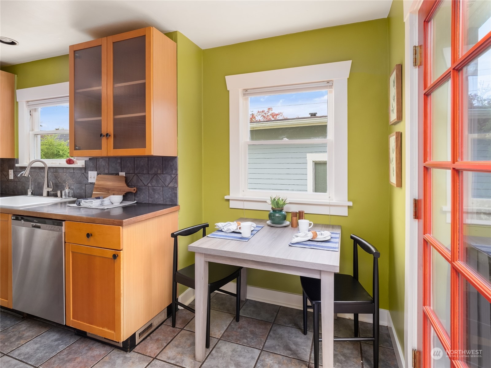 7814 Dayton Avenue N