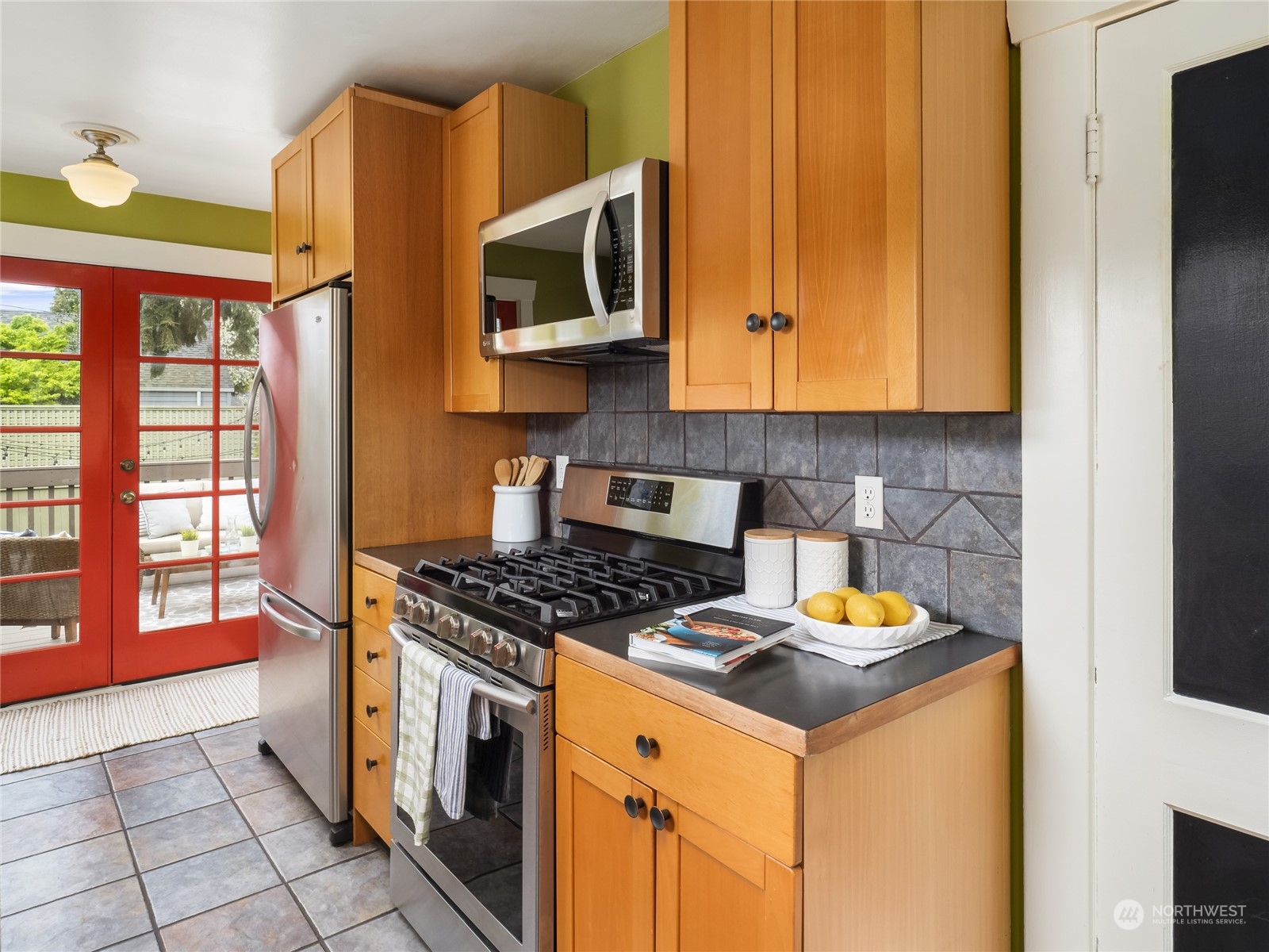 7814 Dayton Avenue N