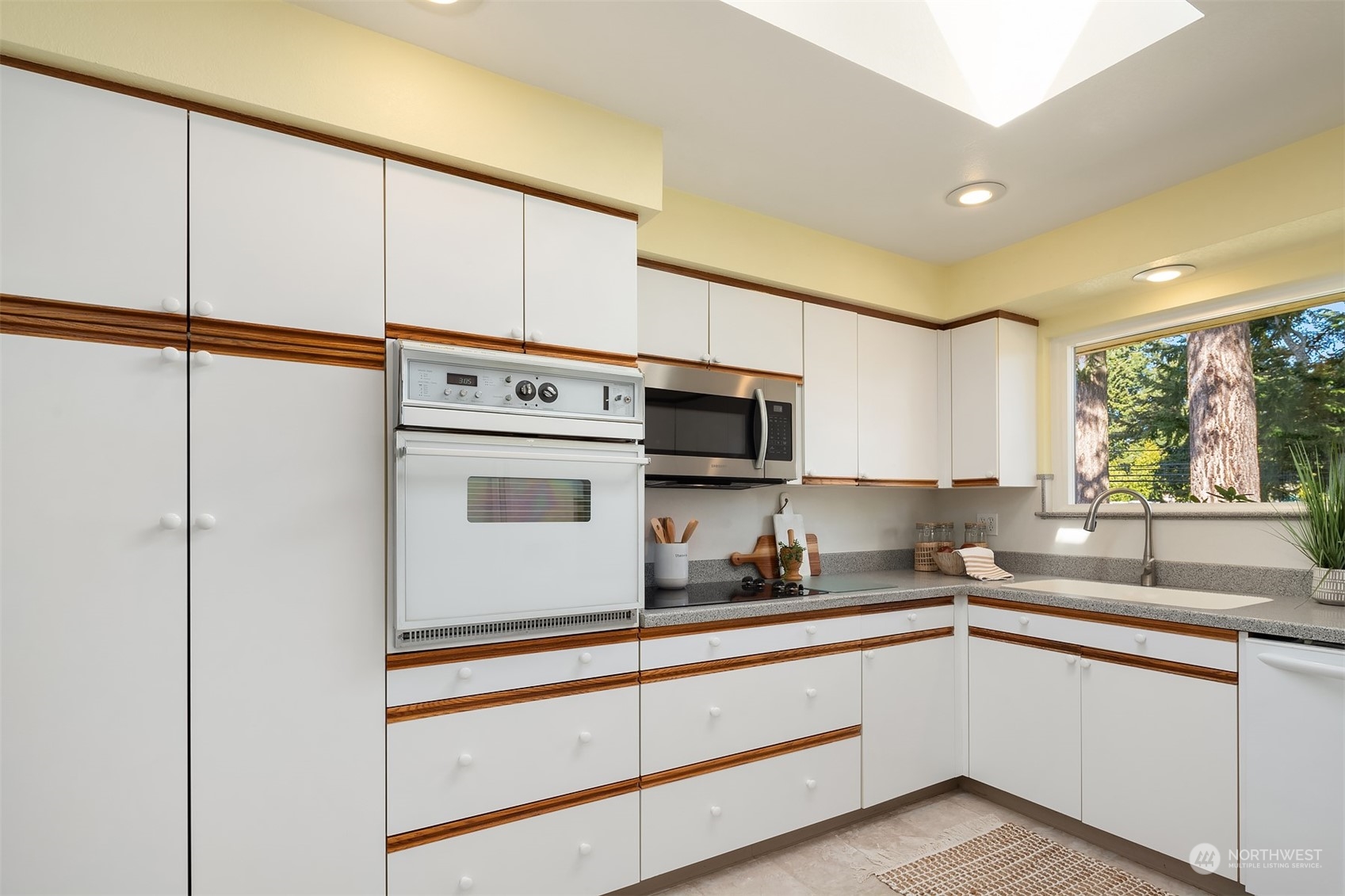 17547 Fremont Avenue N