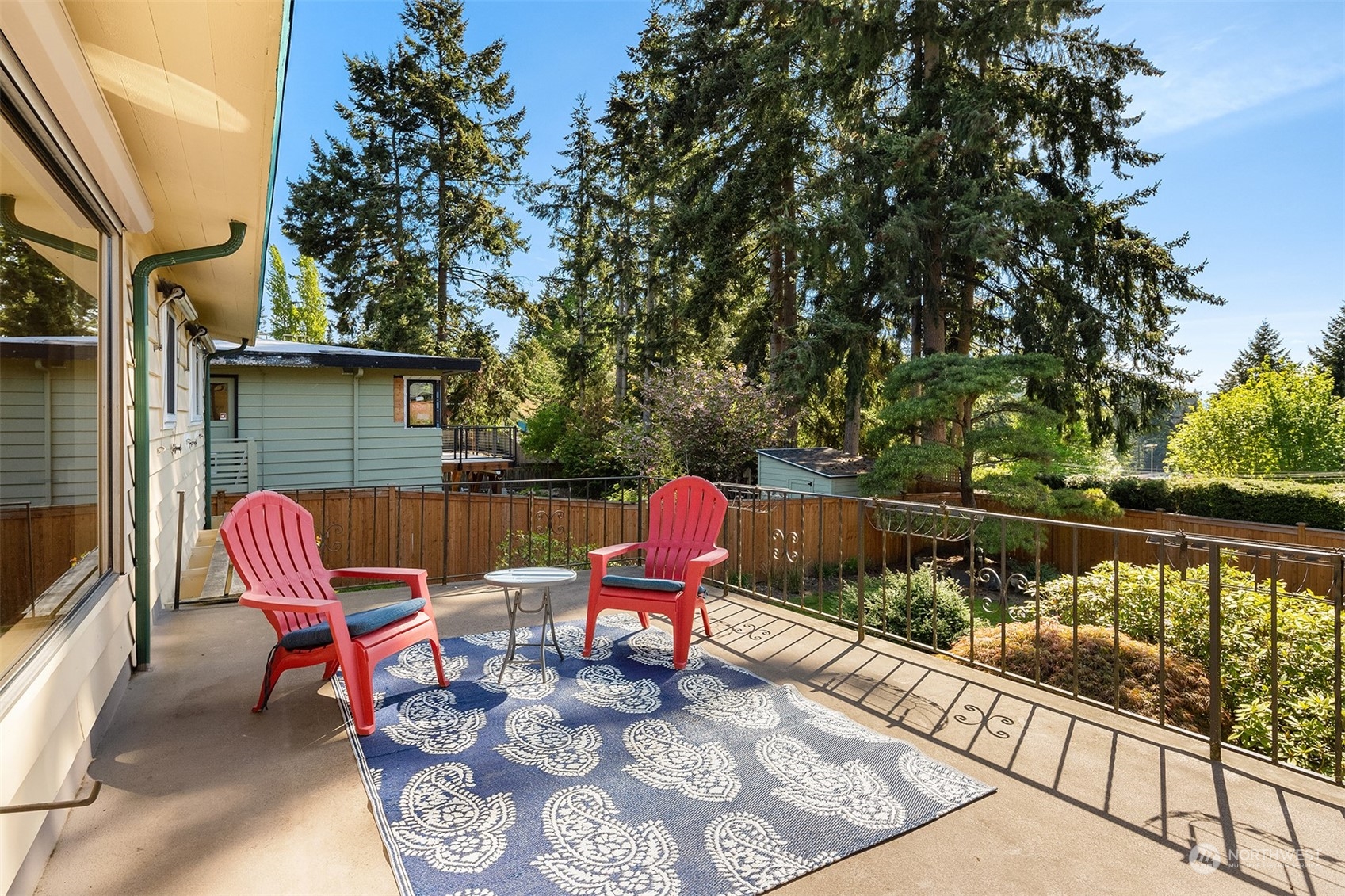 17547 Fremont Avenue N