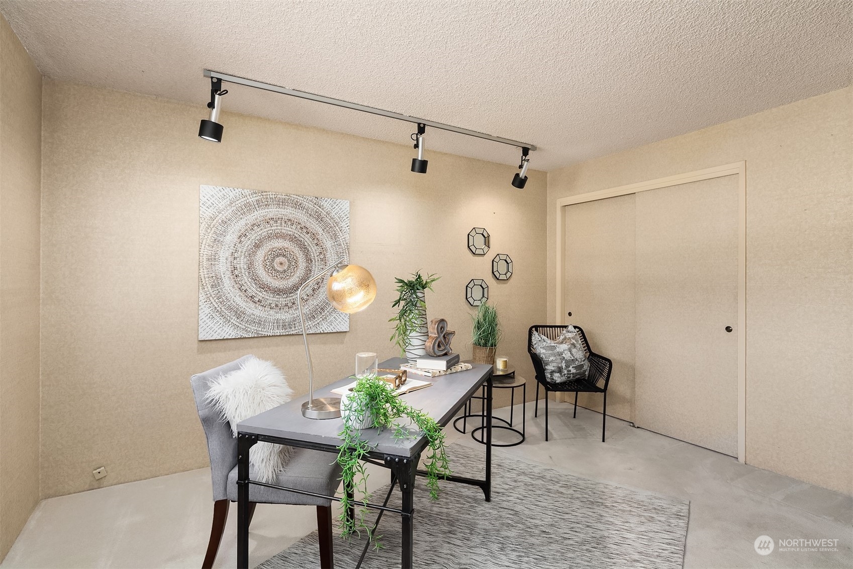 17547 Fremont Avenue N