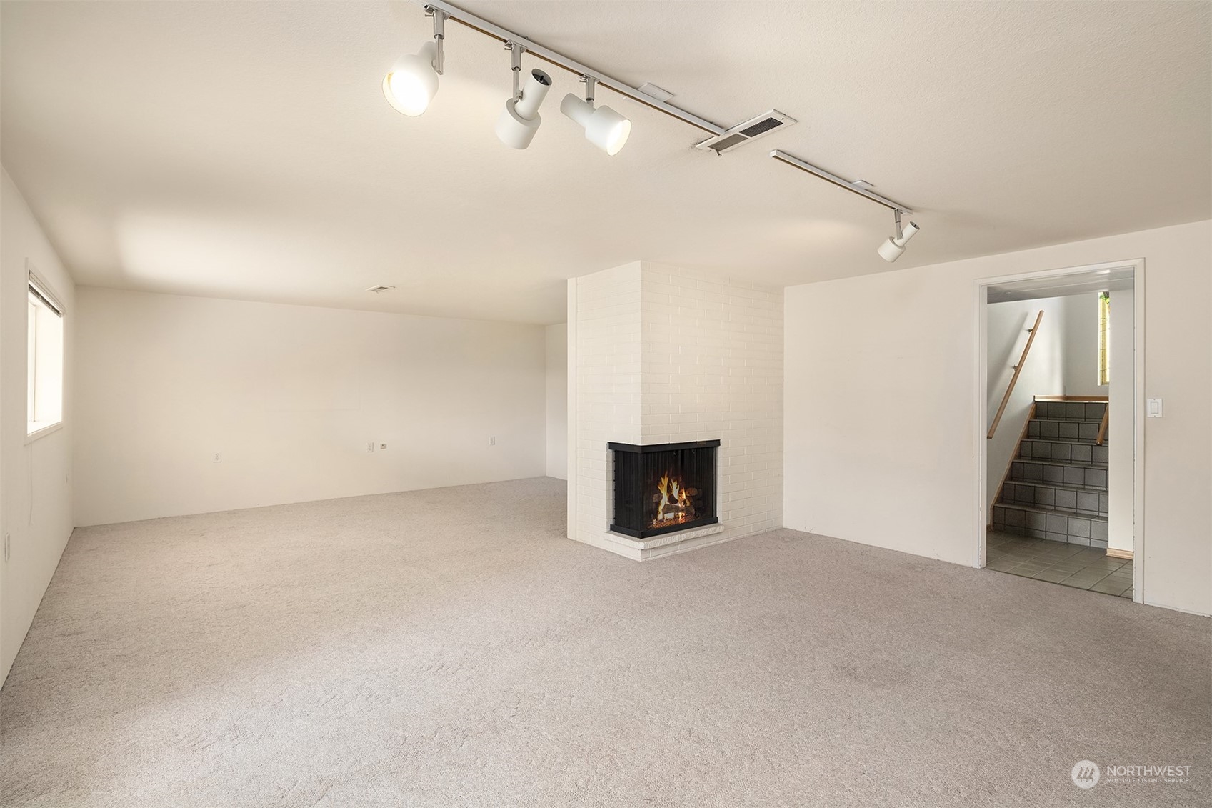 17547 Fremont Avenue N