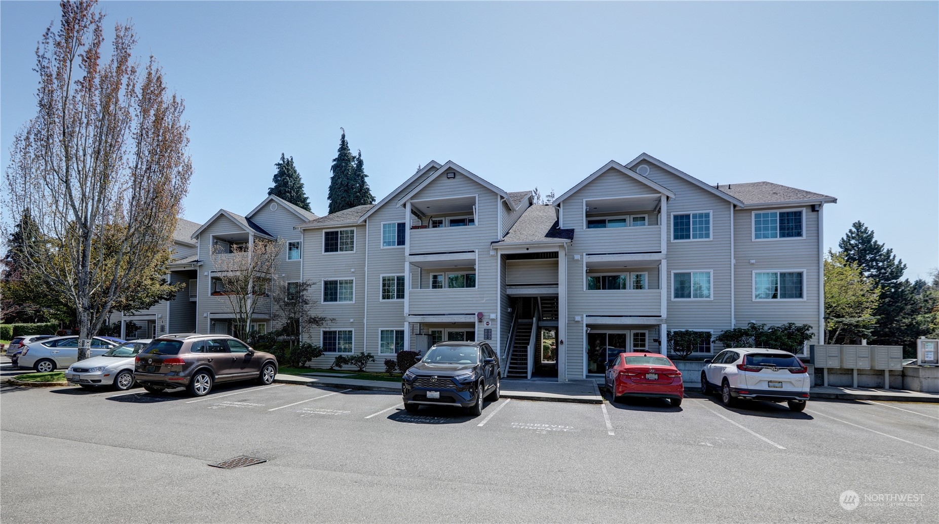 11915 Roseberg Avenue S #B106