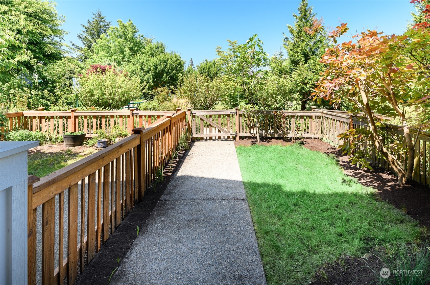 6424 High Point Drive SW