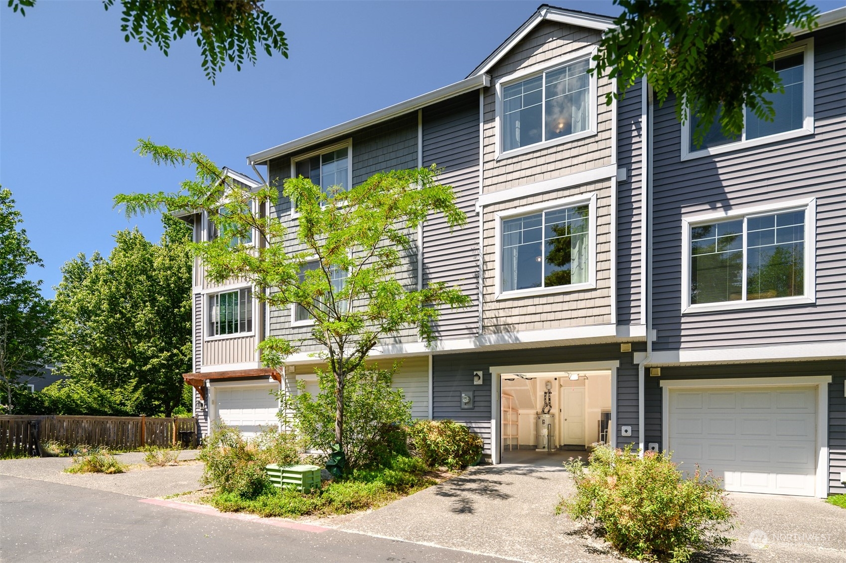 6424 High Point Drive SW