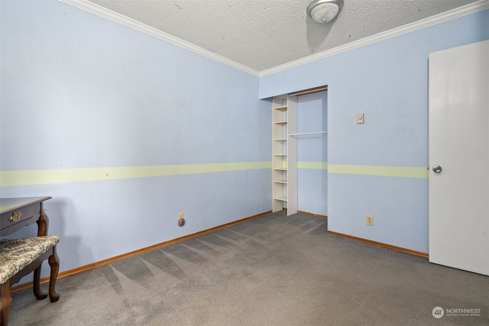 3513 Gillette Avenue