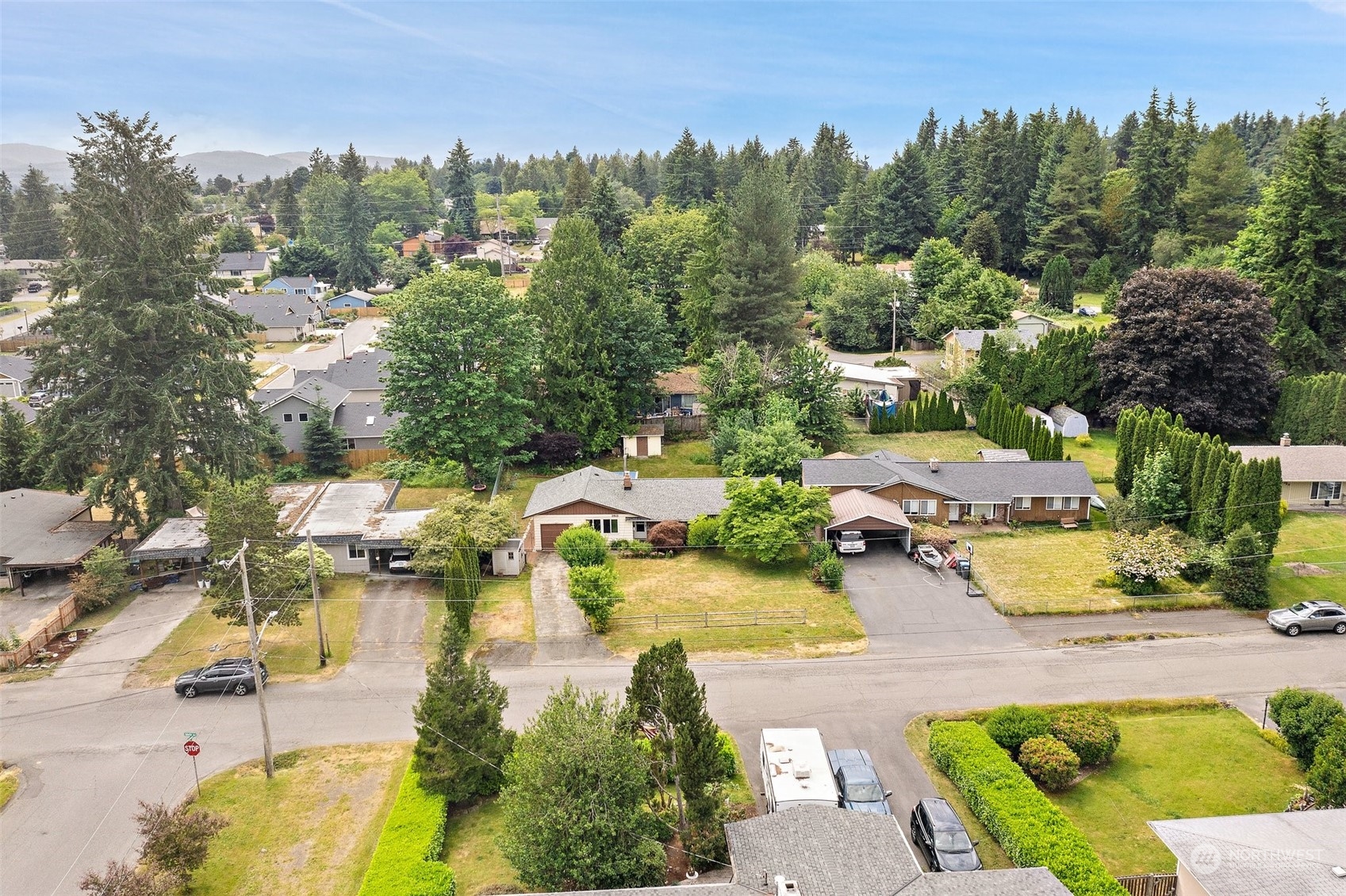 3513 Gillette Avenue