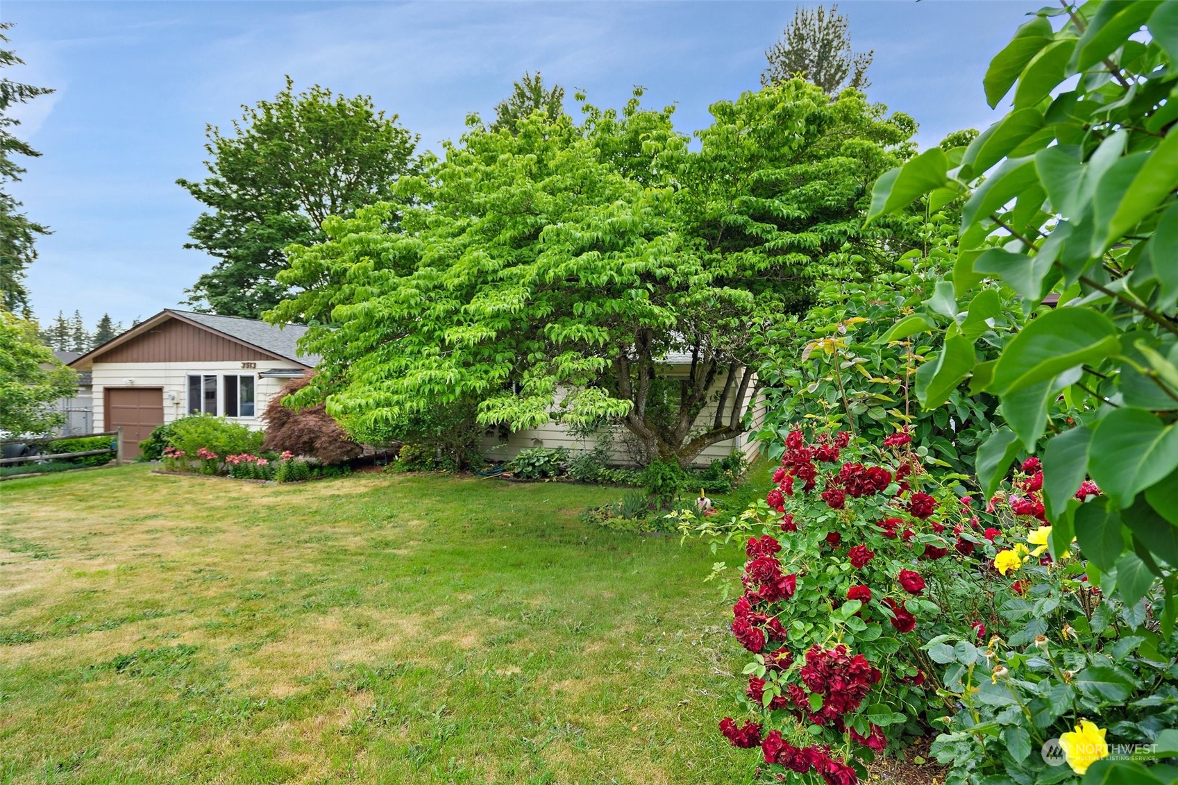 3513 Gillette Avenue