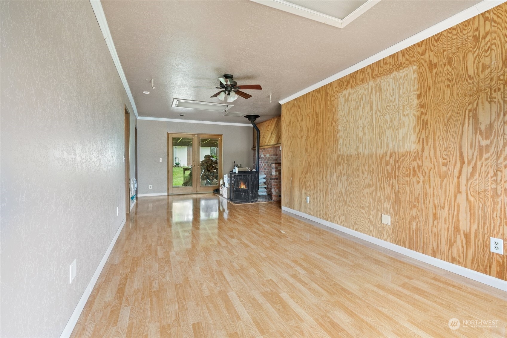 3513 Gillette Avenue