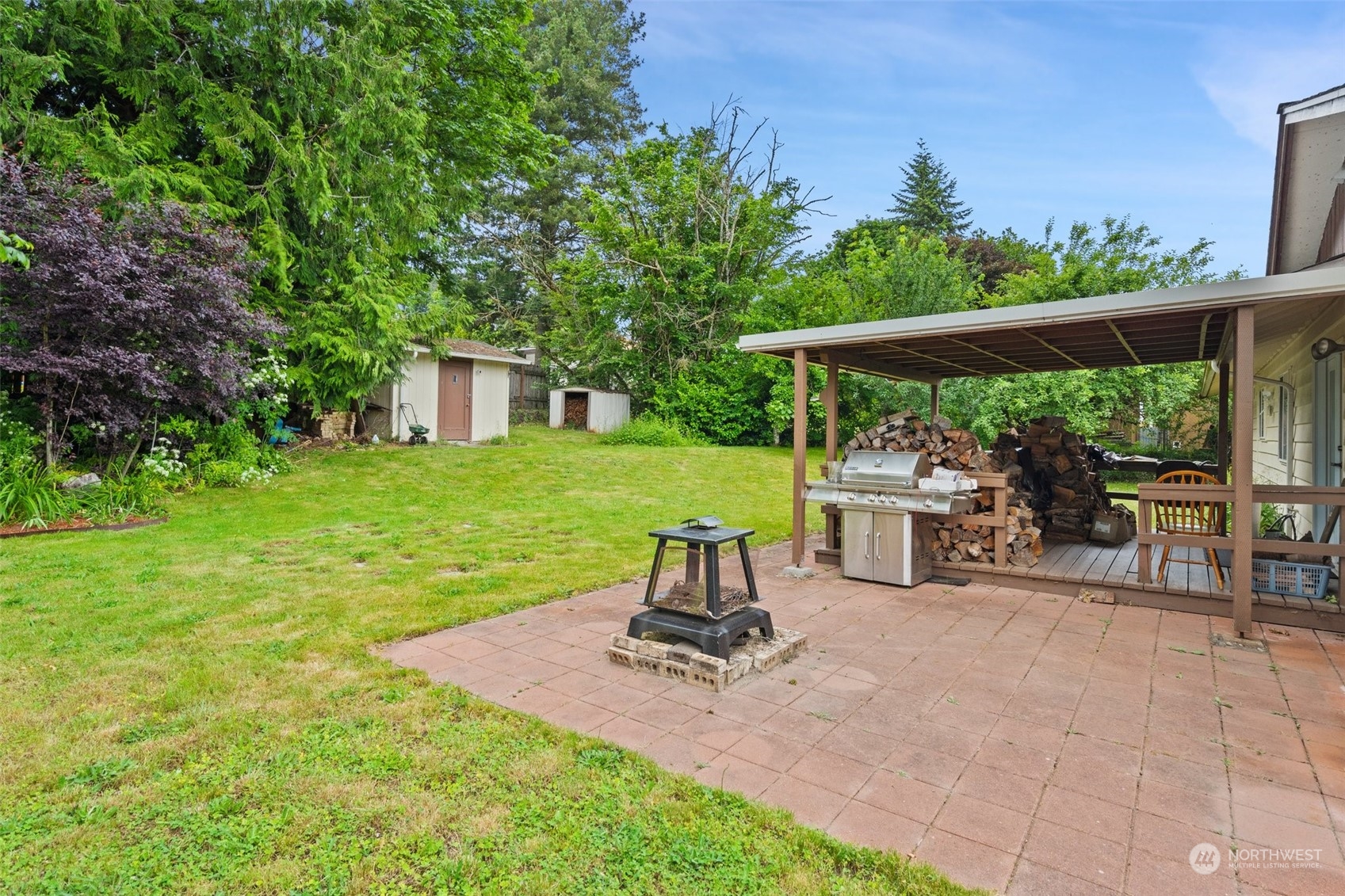 3513 Gillette Avenue