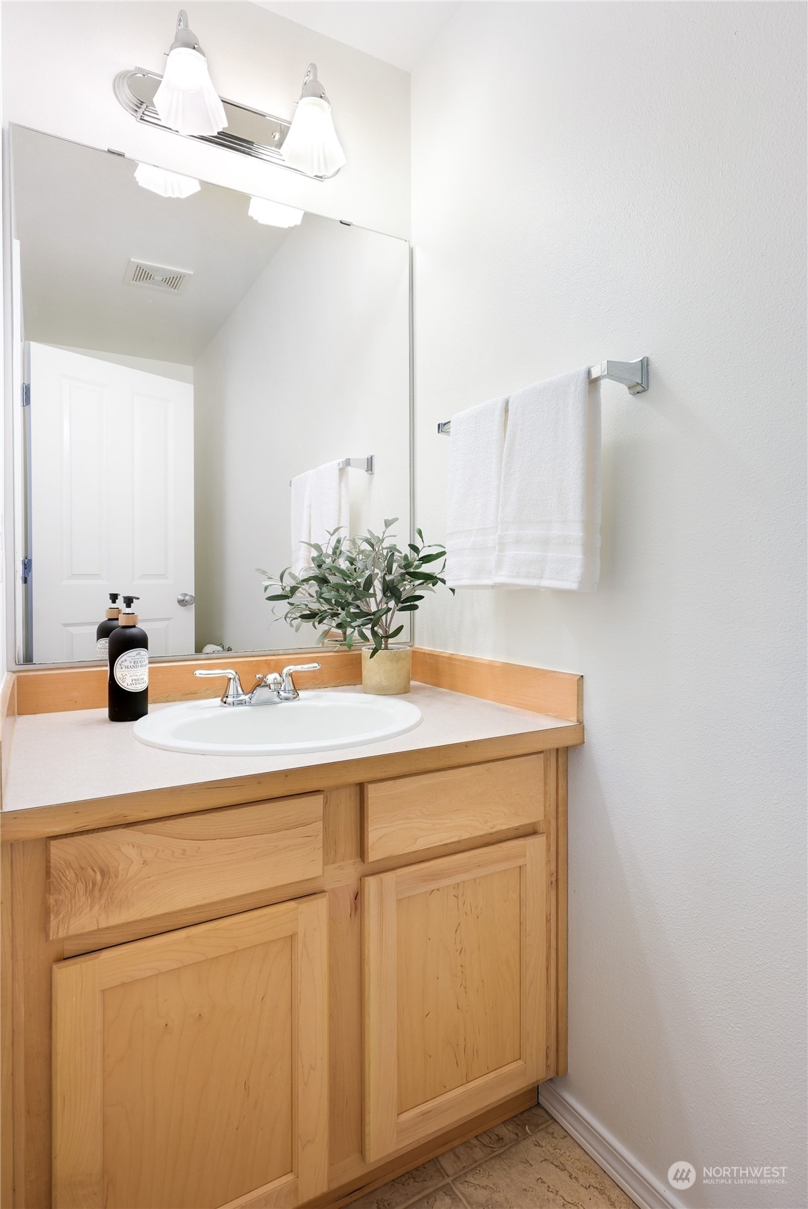 21507 42nd Avenue S #G4, SeaTac Unit: G4